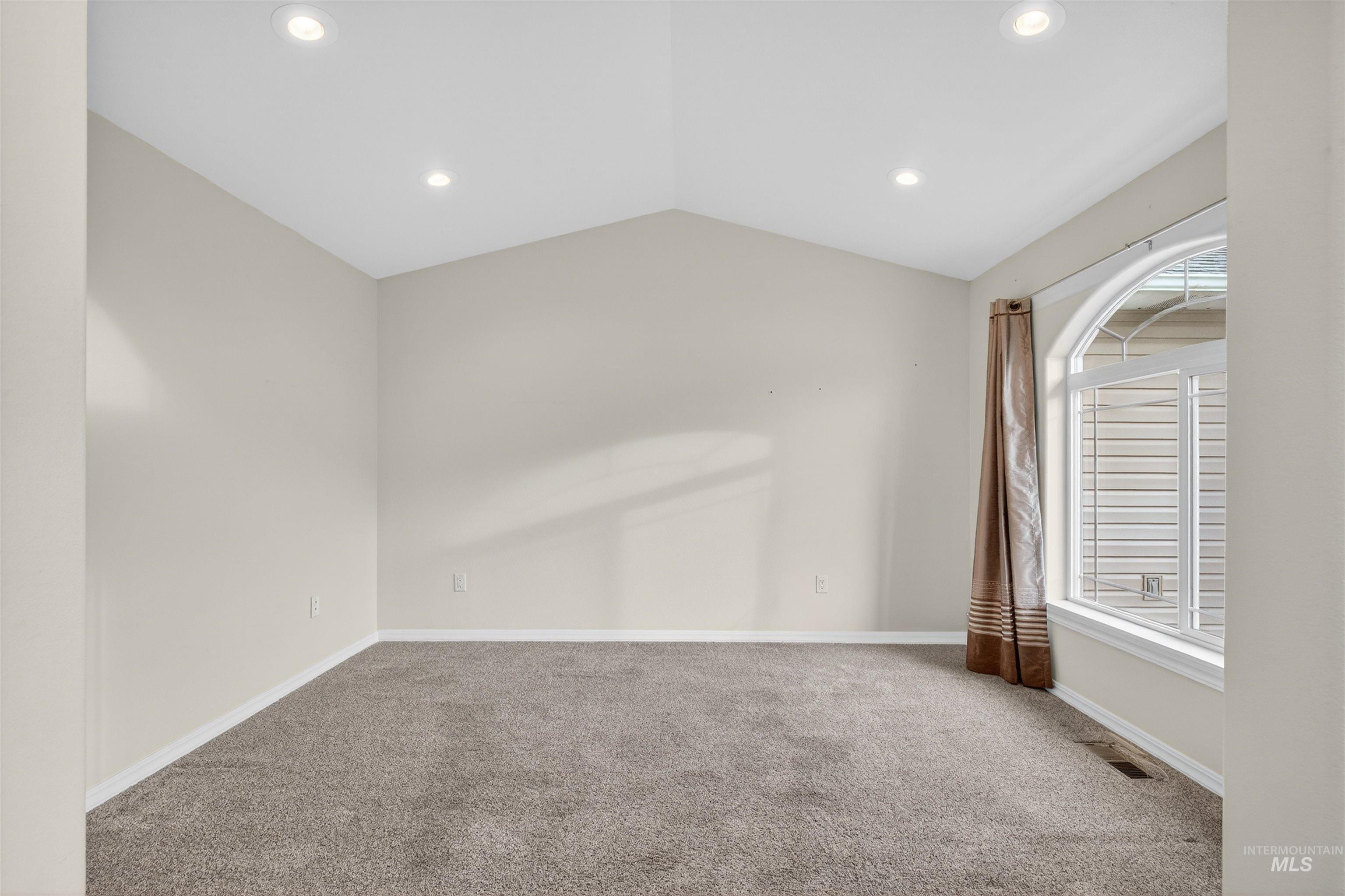 2924 27th Street, Clarkston, Washington 99403, 3 Bedrooms, 2 Bathrooms, Residential For Sale, Price $449,000,MLS 98974508