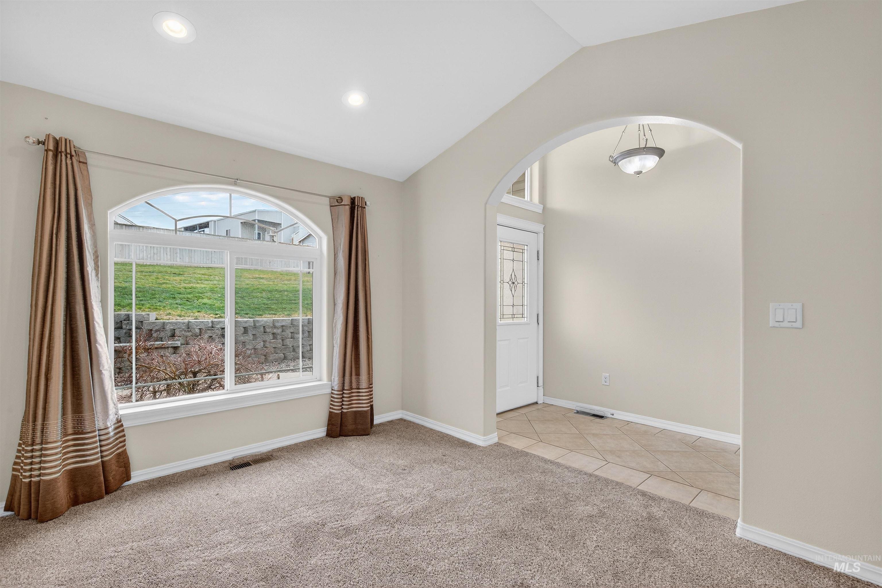 2924 27th Street, Clarkston, Washington 99403, 3 Bedrooms, 2 Bathrooms, Residential For Sale, Price $449,000,MLS 98974508