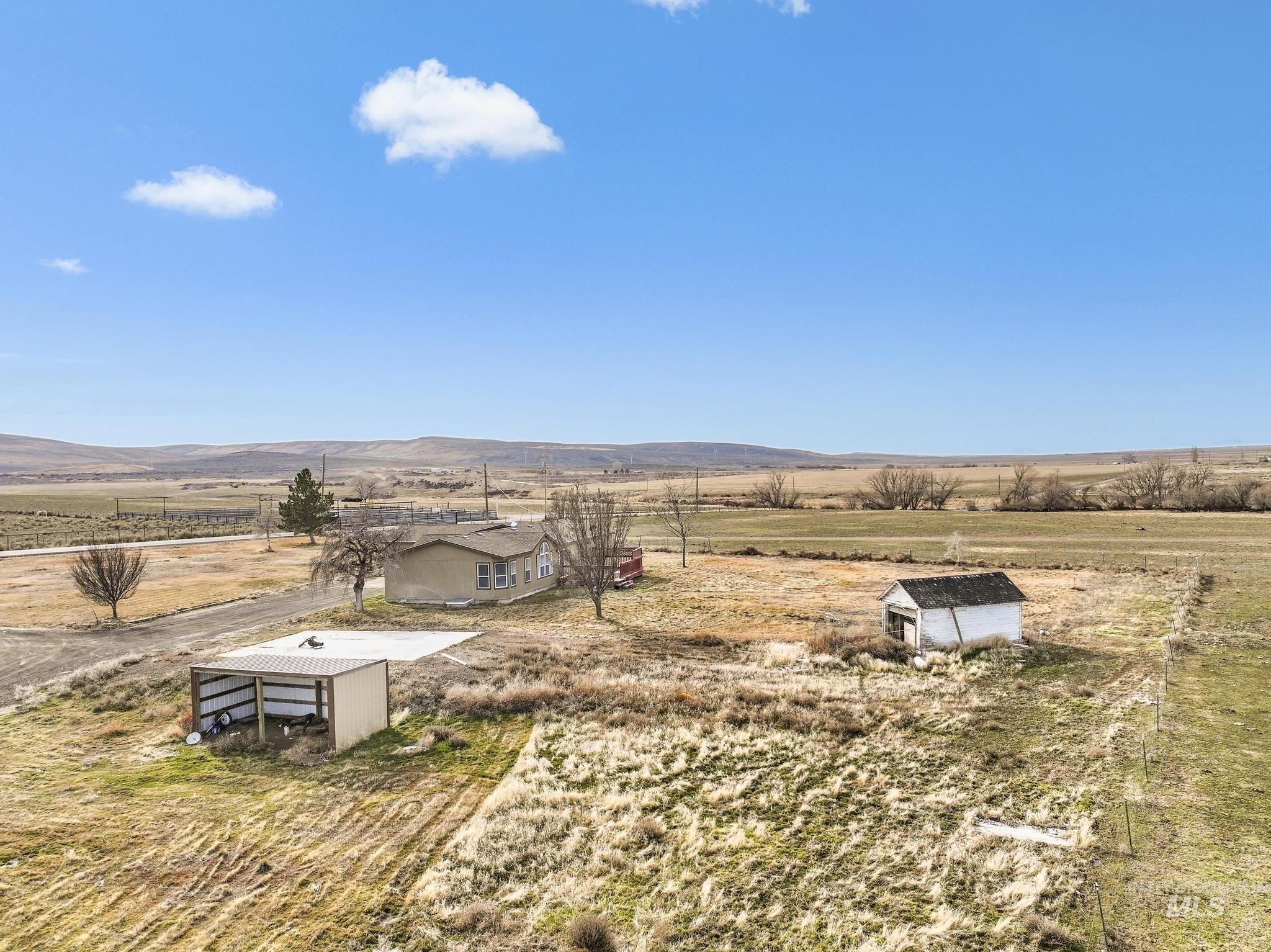 3480 E 2900 N, Kimberly, Idaho 83341, 3 Bedrooms, 2 Bathrooms, Residential For Sale, Price $479,900,MLS 98974509