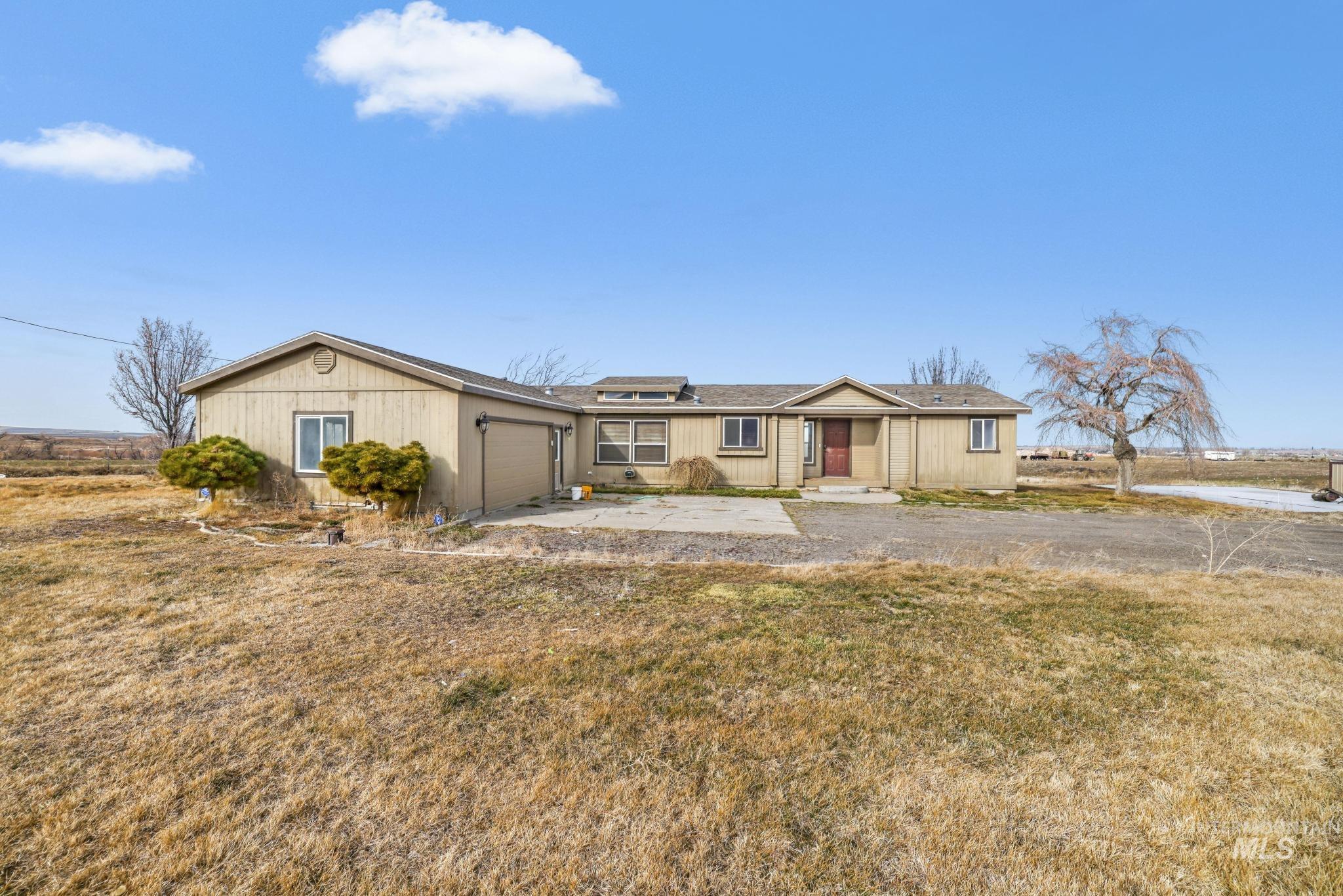 3480 E 2900 N, Kimberly, Idaho 83341, 3 Bedrooms, 2 Bathrooms, Residential For Sale, Price $479,900,MLS 98974509