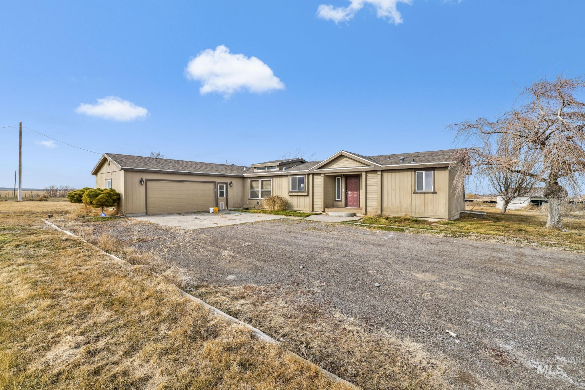 3480 E 2900 N, Kimberly, Idaho 83341, 3 Bedrooms, 2 Bathrooms, Residential For Sale, Price $479,900,MLS 98974509