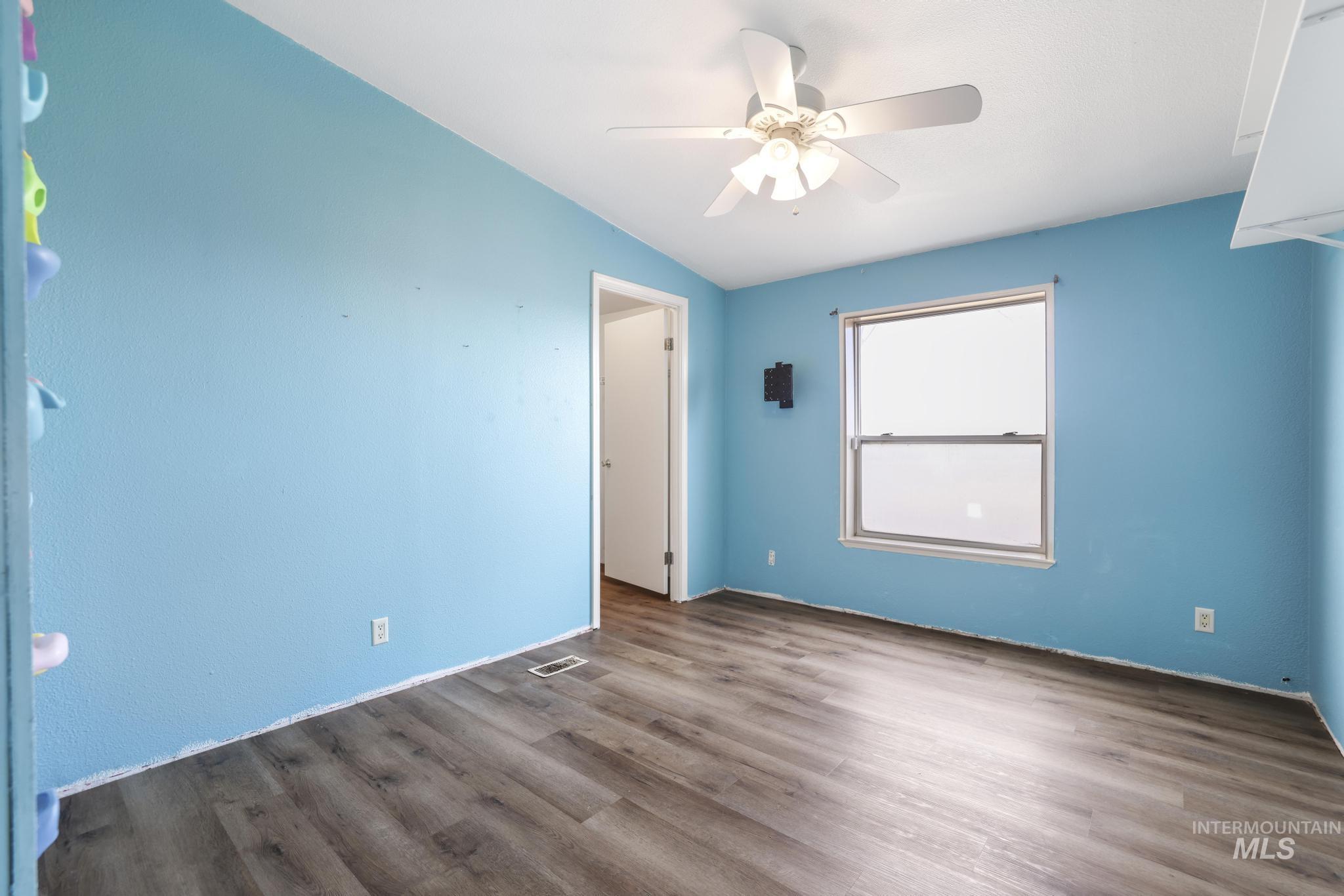 3480 E 2900 N, Kimberly, Idaho 83341, 3 Bedrooms, 2 Bathrooms, Residential For Sale, Price $479,900,MLS 98974509