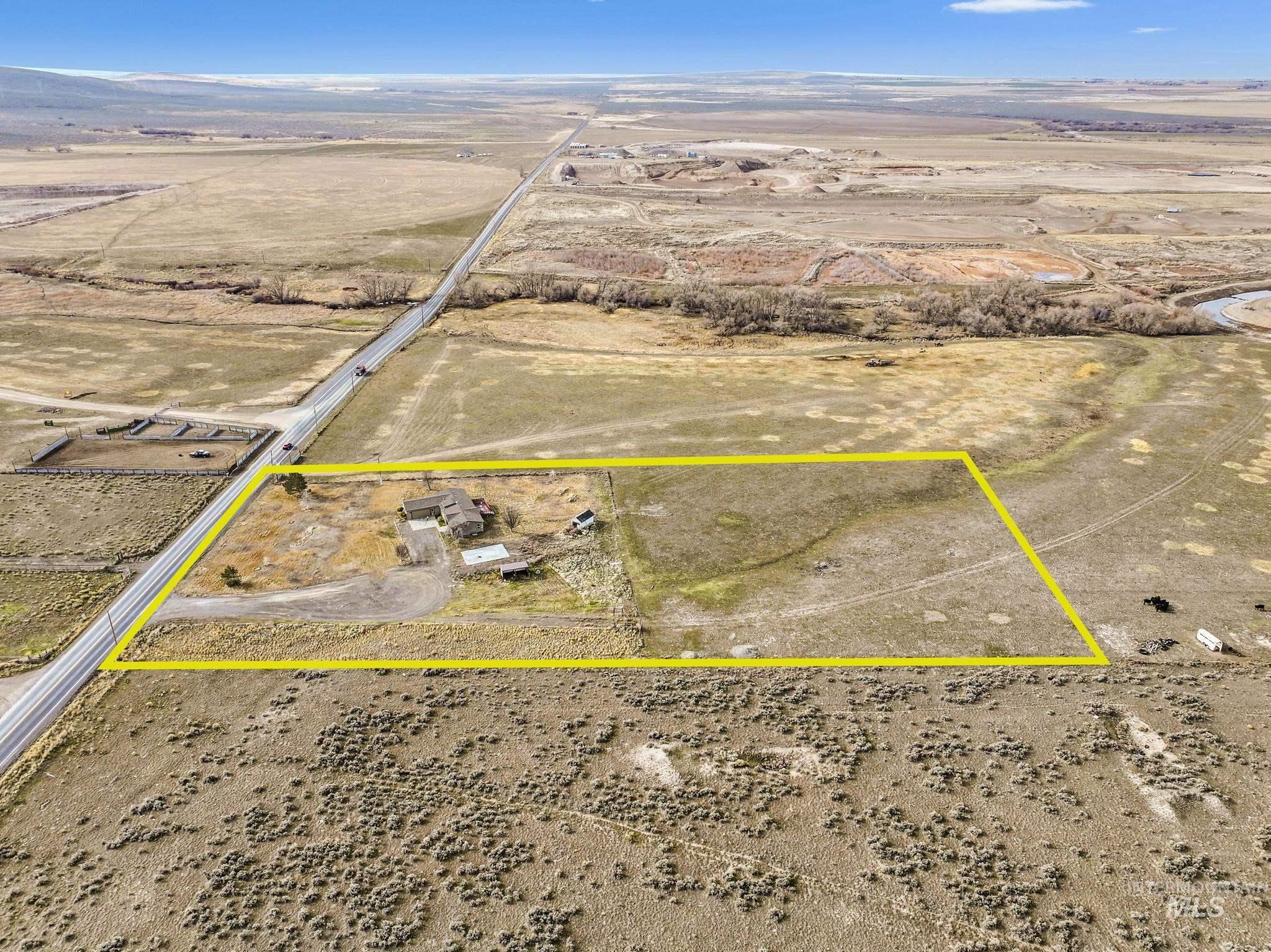 3480 E 2900 N, Kimberly, Idaho 83341, 3 Bedrooms, 2 Bathrooms, Residential For Sale, Price $479,900,MLS 98974509