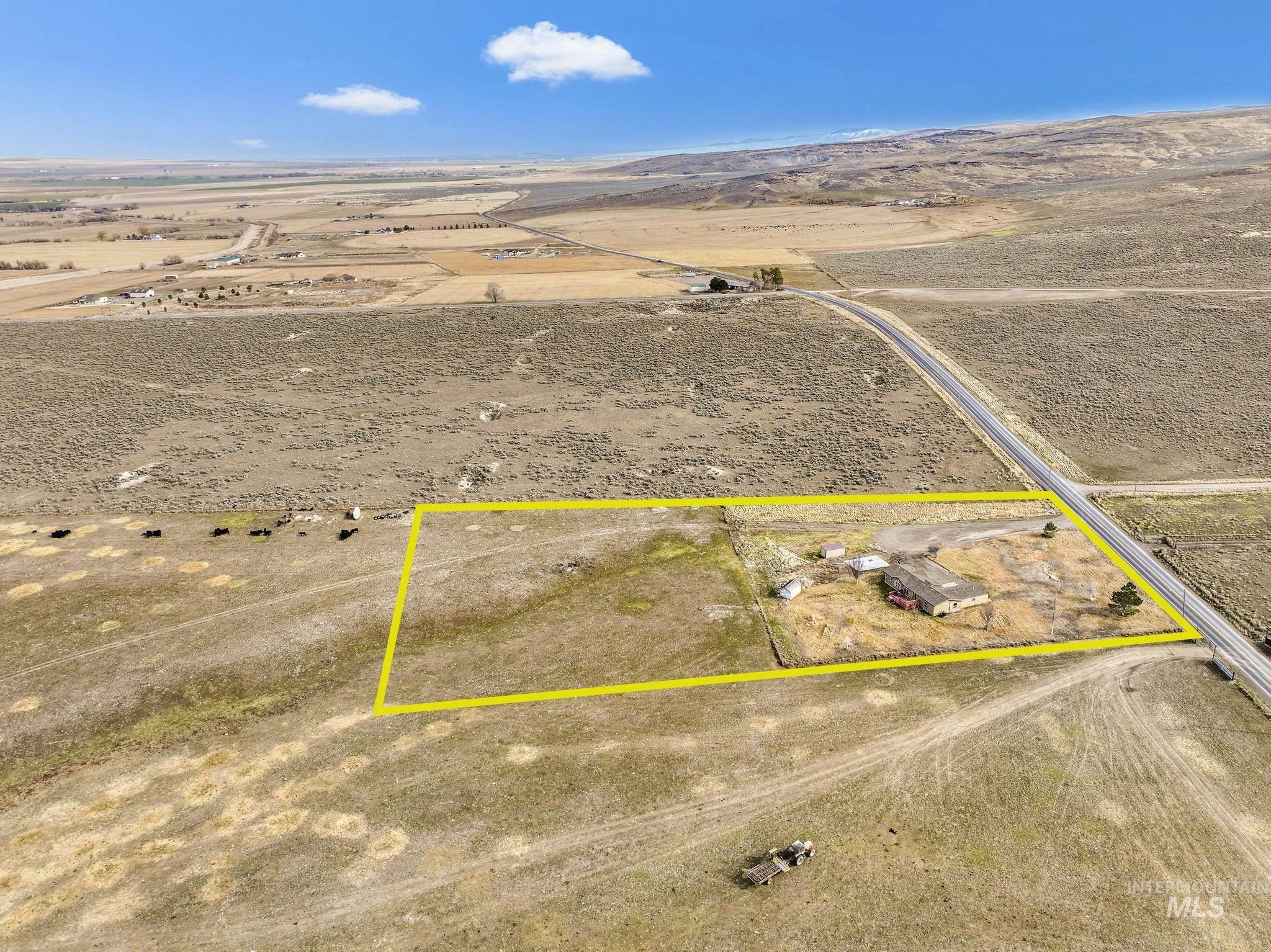 3480 E 2900 N, Kimberly, Idaho 83341, 3 Bedrooms, 2 Bathrooms, Residential For Sale, Price $479,900,MLS 98974509