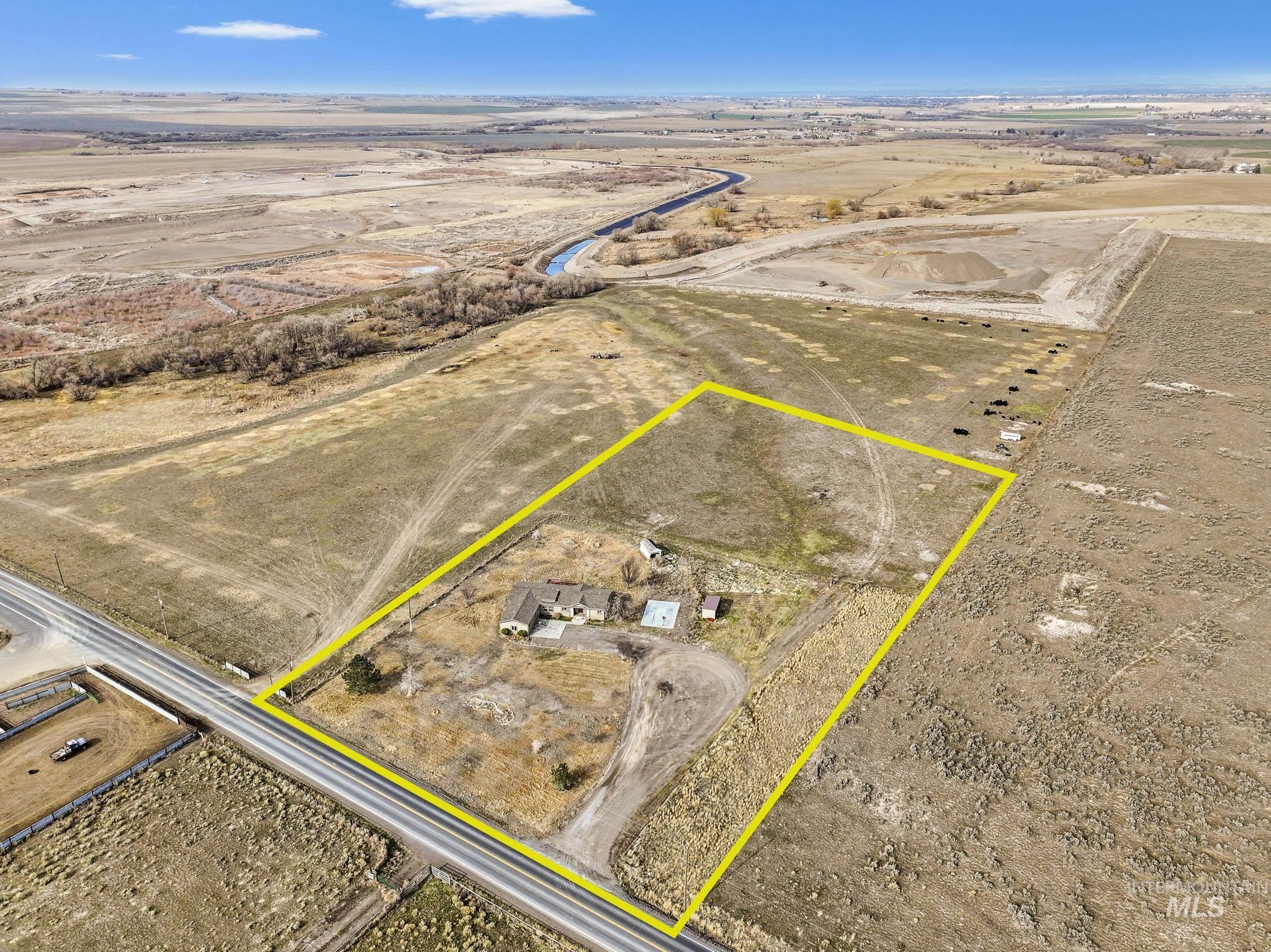 3480 E 2900 N, Kimberly, Idaho 83341, 3 Bedrooms, 2 Bathrooms, Residential For Sale, Price $479,900,MLS 98974509