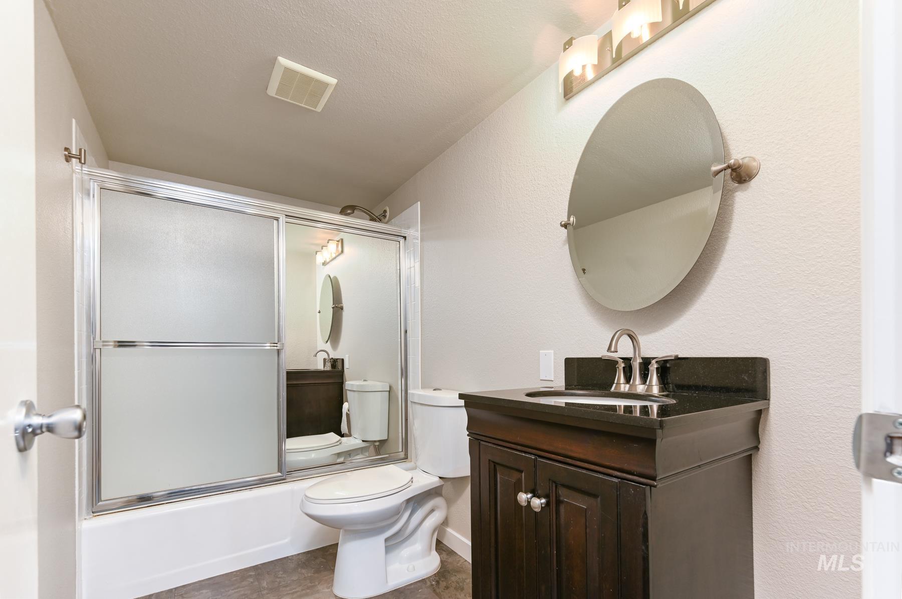 7208 W Casecade Drive, Boise, Idaho 83704, 4 Bedrooms, 3 Bathrooms, Residential For Sale, Price $449,990,MLS 98974510