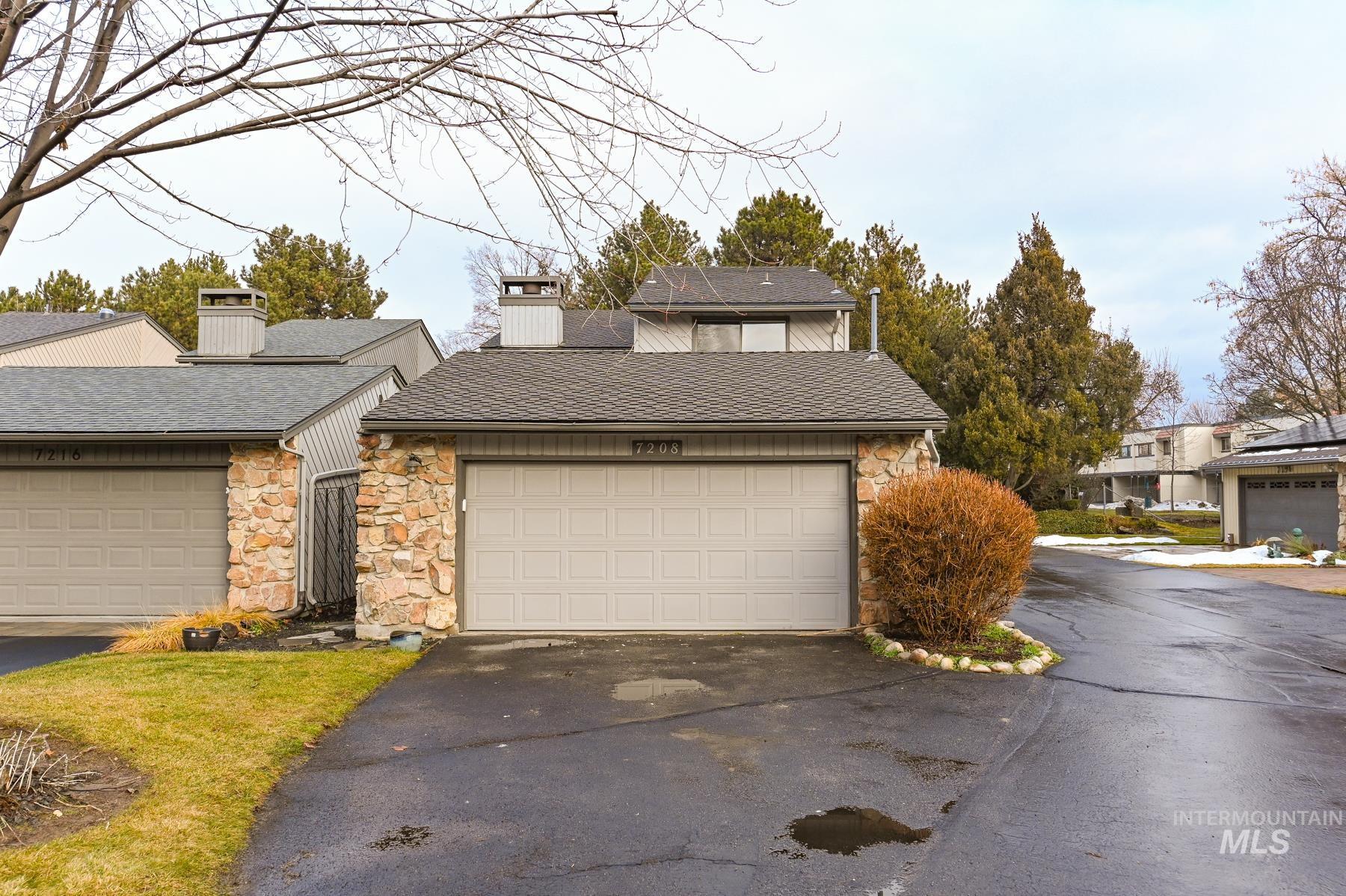 7208 W Casecade Drive, Boise, Idaho 83704, 4 Bedrooms, 3 Bathrooms, Residential For Sale, Price $449,990,MLS 98974510