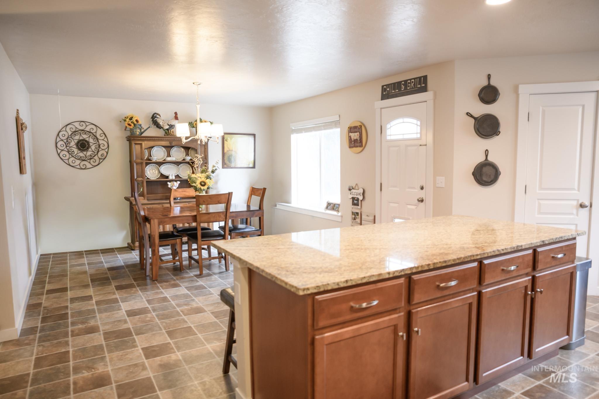 1997 N Rosedust Dr, Kuna, Idaho 83634, 5 Bedrooms, 2.5 Bathrooms, Residential For Sale, Price $518,990,MLS 98974513