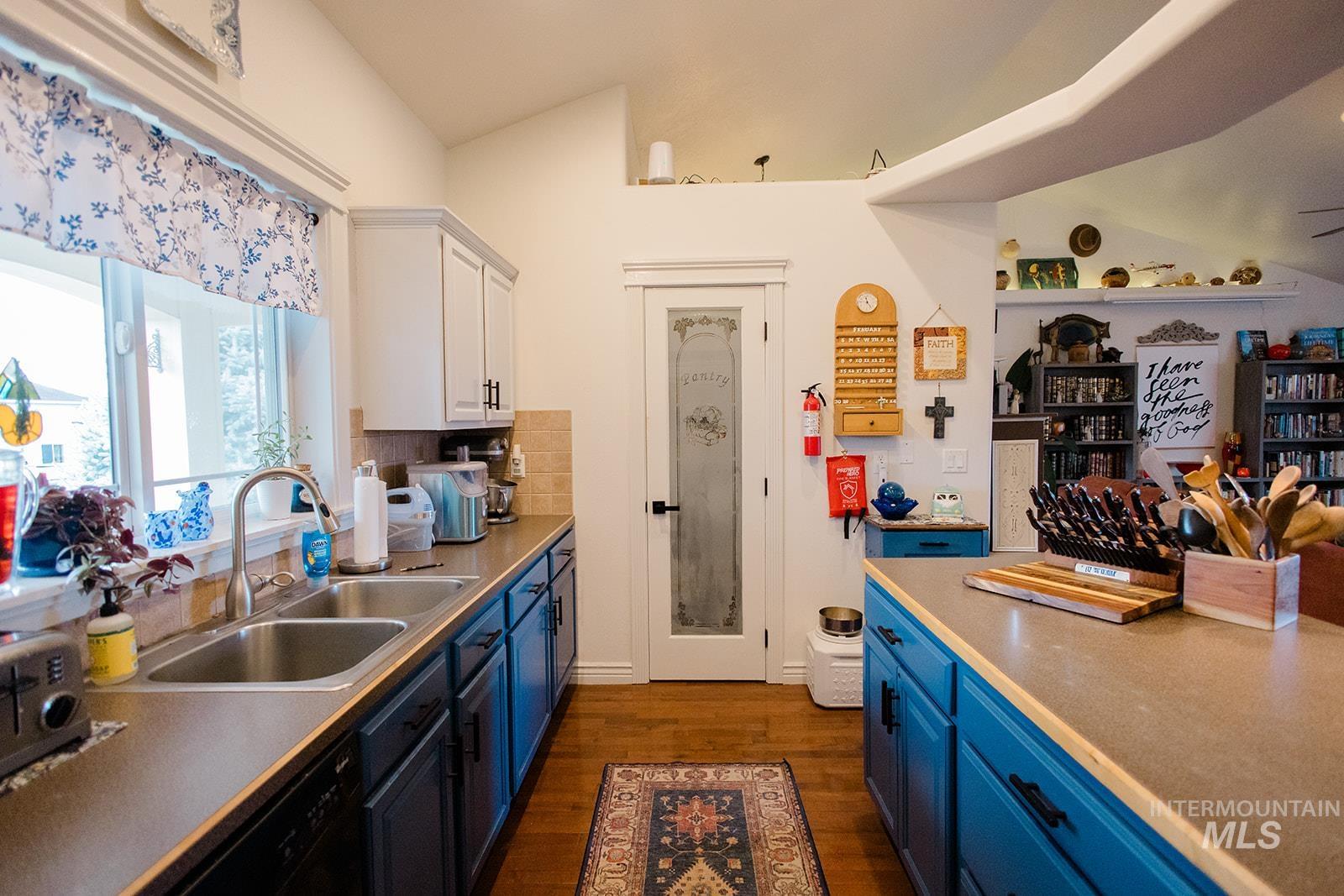 1790 NE Cinder Loop, Mountain Home, Idaho 83647, 3 Bedrooms, 2 Bathrooms, Residential For Sale, Price $435,000,MLS 98974515