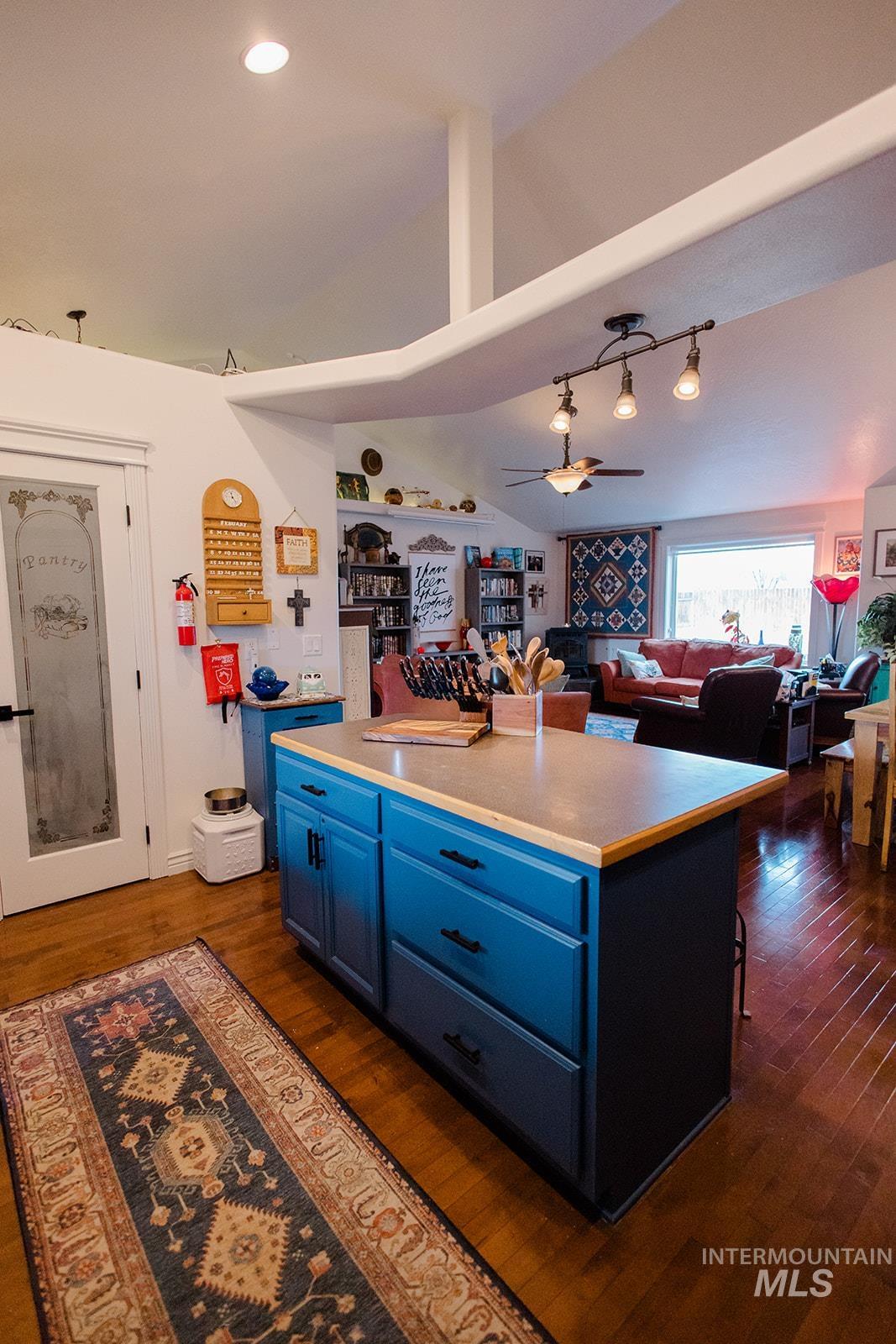 1790 NE Cinder Loop, Mountain Home, Idaho 83647, 3 Bedrooms, 2 Bathrooms, Residential For Sale, Price $435,000,MLS 98974515