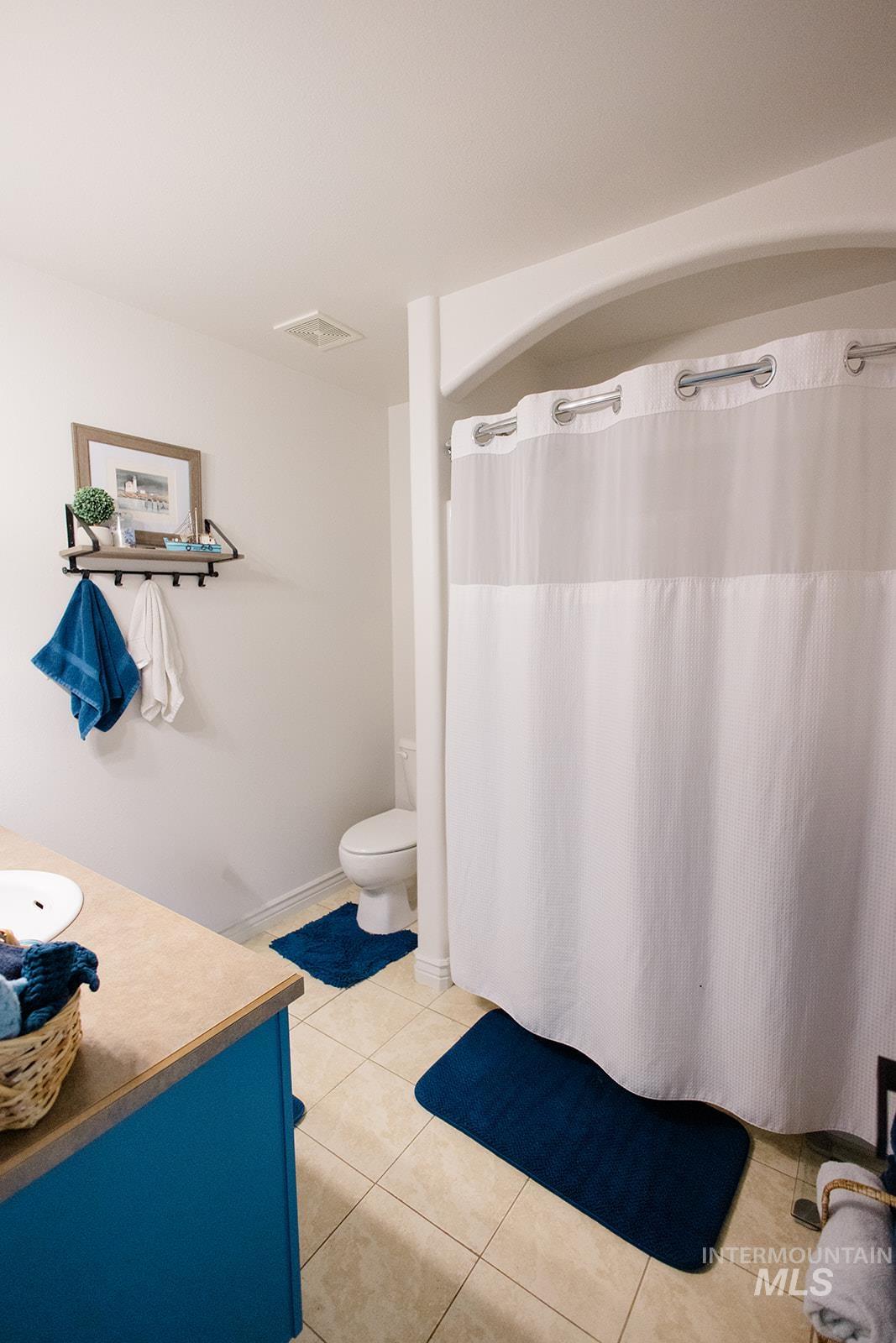 1790 NE Cinder Loop, Mountain Home, Idaho 83647, 3 Bedrooms, 2 Bathrooms, Residential For Sale, Price $435,000,MLS 98974515