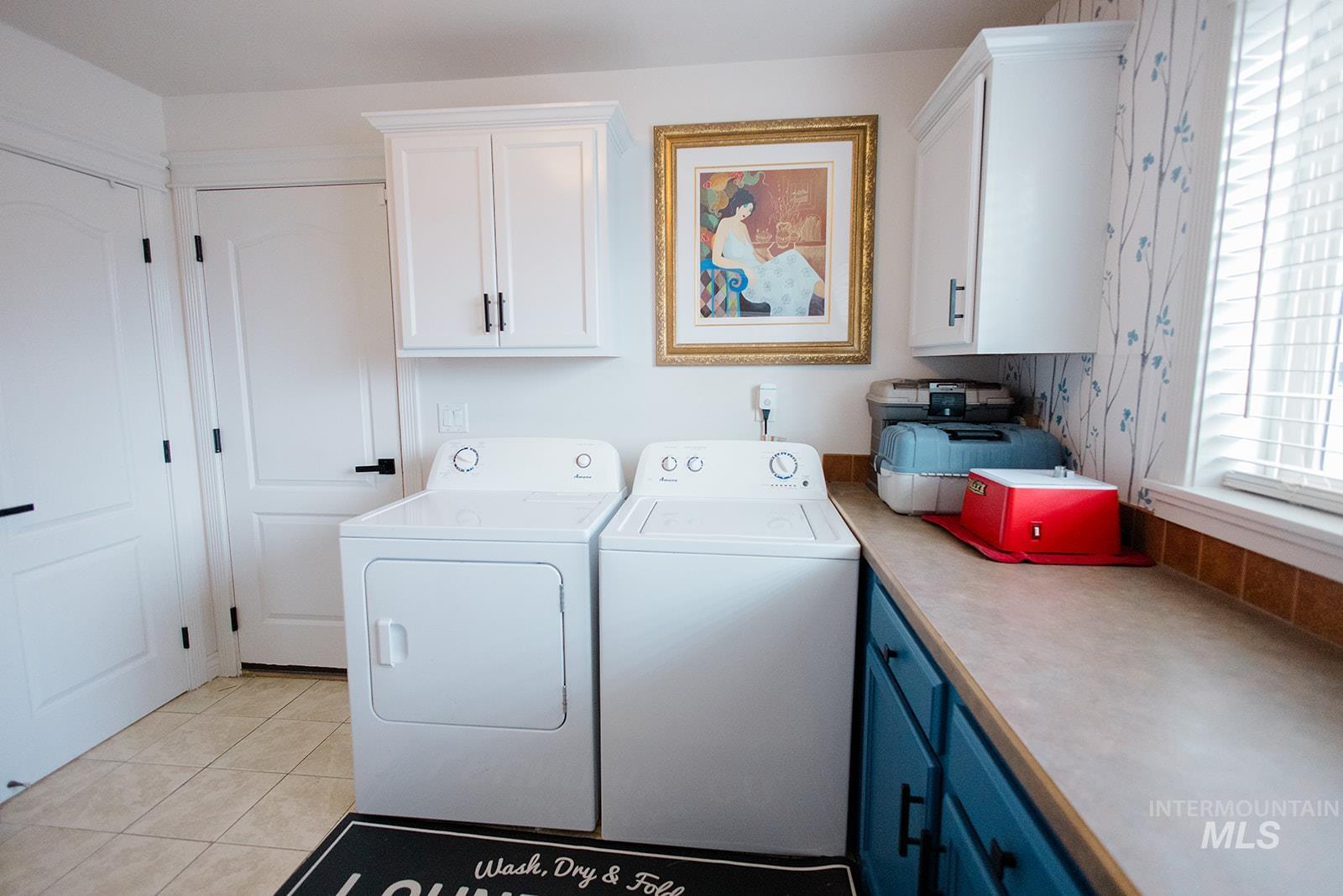 1790 NE Cinder Loop, Mountain Home, Idaho 83647, 3 Bedrooms, 2 Bathrooms, Residential For Sale, Price $435,000,MLS 98974515