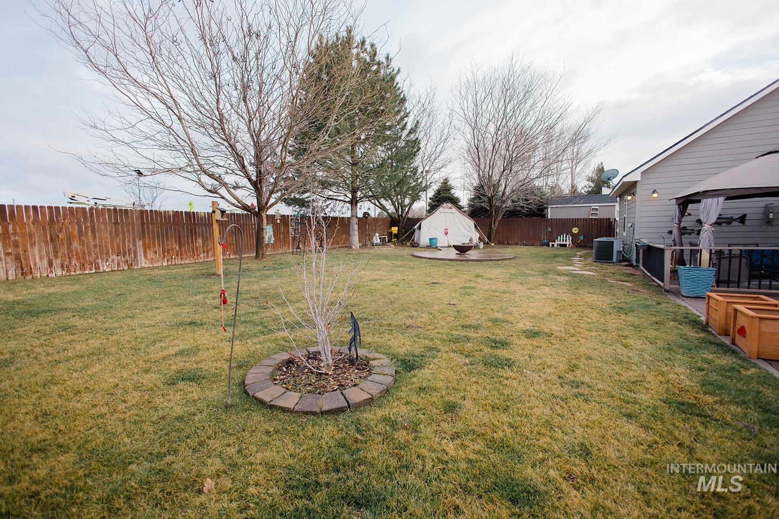 1790 NE Cinder Loop, Mountain Home, Idaho 83647, 3 Bedrooms, 2 Bathrooms, Residential For Sale, Price $435,000,MLS 98974515