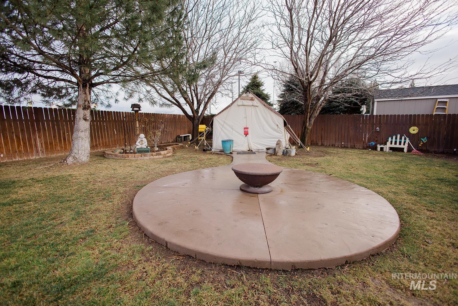 1790 NE Cinder Loop, Mountain Home, Idaho 83647, 3 Bedrooms, 2 Bathrooms, Residential For Sale, Price $435,000,MLS 98974515