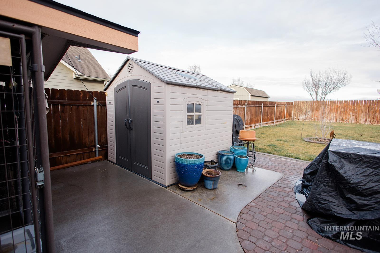 1790 NE Cinder Loop, Mountain Home, Idaho 83647, 3 Bedrooms, 2 Bathrooms, Residential For Sale, Price $435,000,MLS 98974515