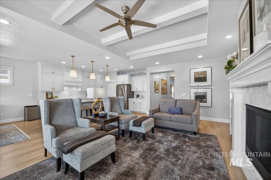 5525 S Acheron Way, Meridian, Idaho 83642, 3 Bedrooms, 2 Bathrooms, Residential For Sale, Price $575,000,MLS 98974519