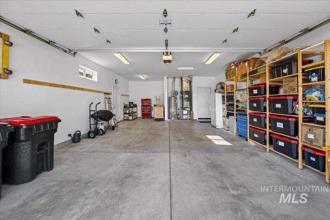 5525 S Acheron Way, Meridian, Idaho 83642, 3 Bedrooms, 2 Bathrooms, Residential For Sale, Price $575,000,MLS 98974519