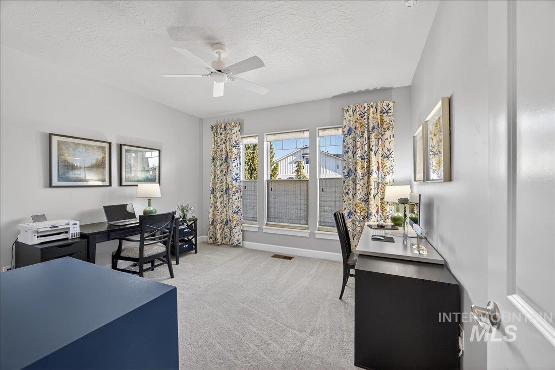 5525 S Acheron Way, Meridian, Idaho 83642, 3 Bedrooms, 2 Bathrooms, Residential For Sale, Price $575,000,MLS 98974519