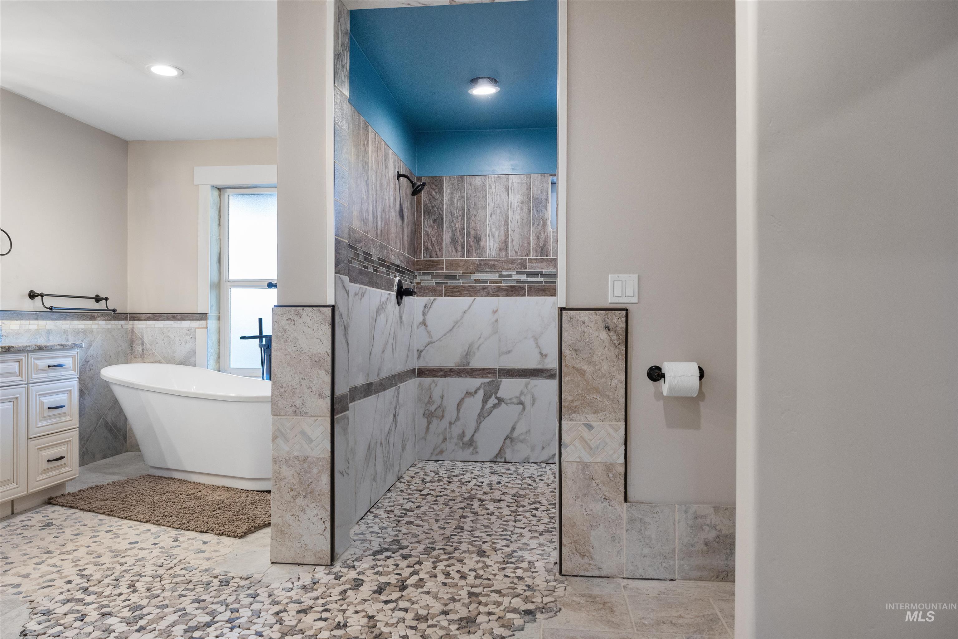 188 Golden Acres Drive, Grangeville, Idaho 83530, 4 Bedrooms, 4 Bathrooms, Residential For Sale, Price $999,999, 98974521