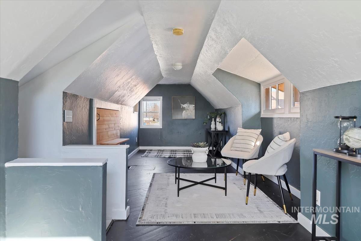 3111 Palouse St, Boise, Idaho 83705, 3 Bedrooms, 1 Bathroom, Residential For Sale, Price $399,900,MLS 98974522