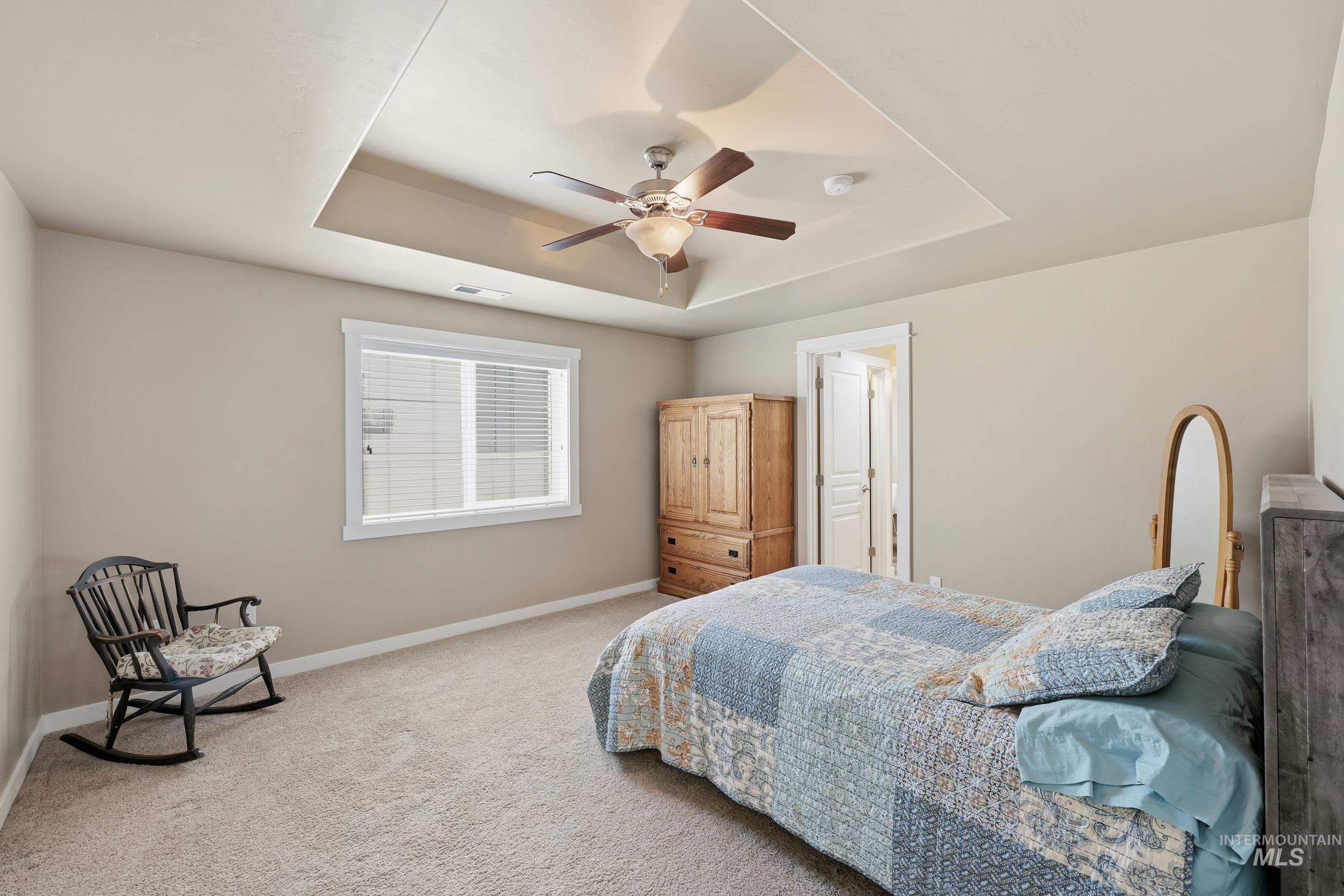 419 W Thornwood St, Nampa, Idaho 83686, 3 Bedrooms, 2 Bathrooms, Residential For Sale, Price $440,000,MLS 98974523