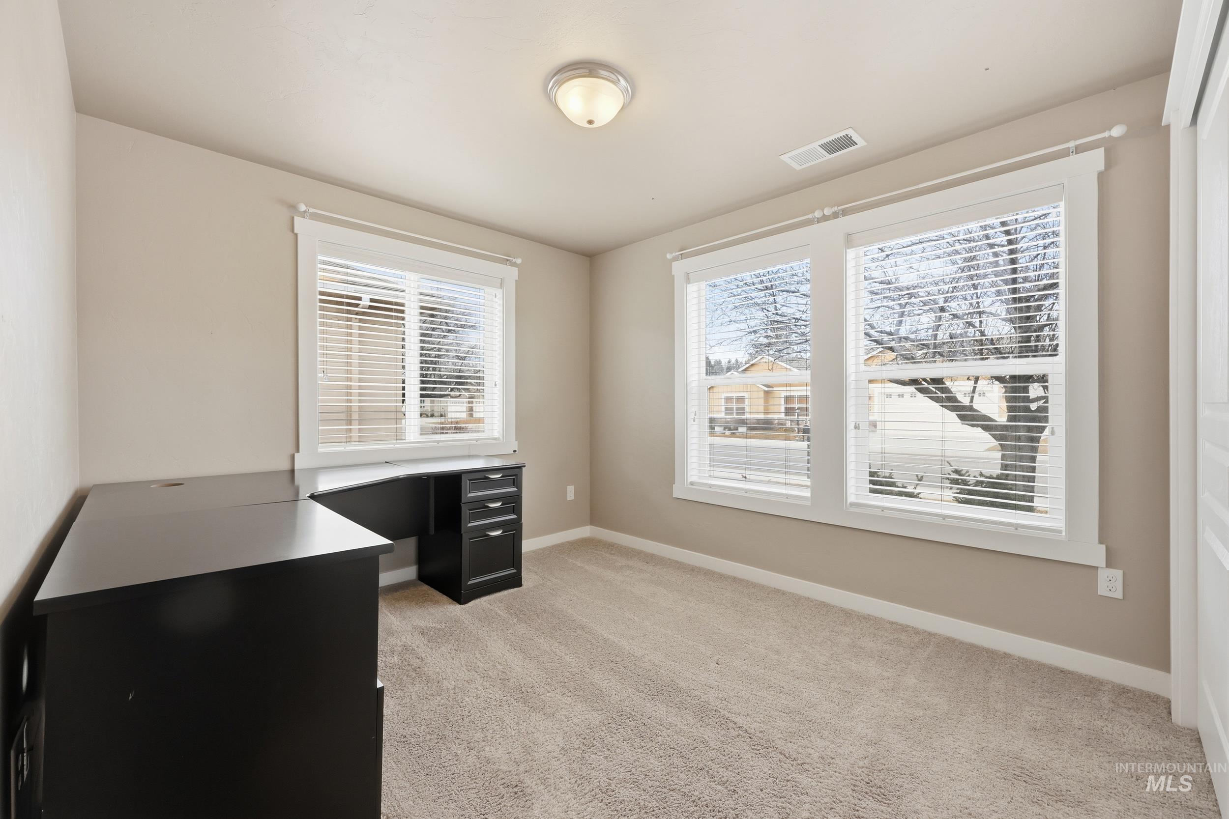 419 W Thornwood St, Nampa, Idaho 83686, 3 Bedrooms, 2 Bathrooms, Residential For Sale, Price $414,000,MLS 98974523