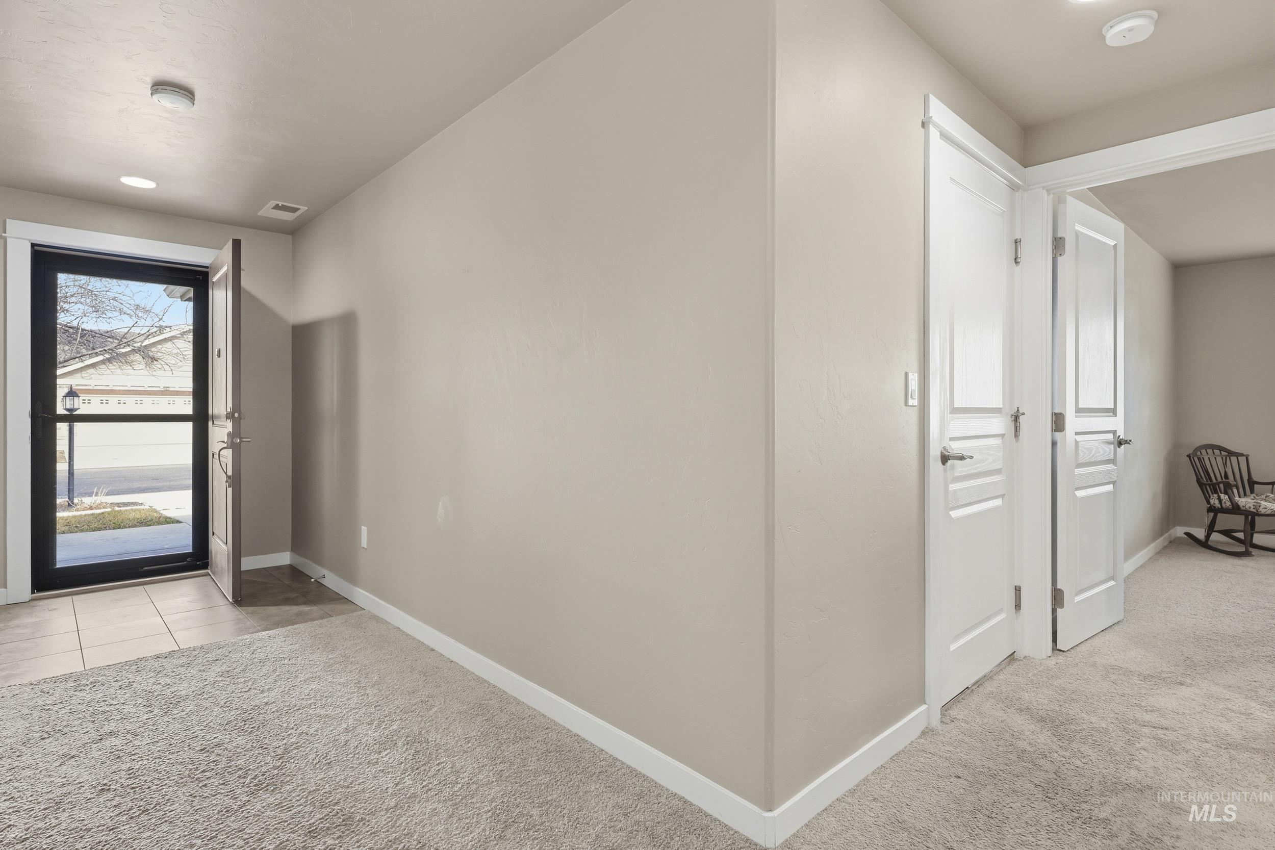 419 W Thornwood St, Nampa, Idaho 83686, 3 Bedrooms, 2 Bathrooms, Residential For Sale, Price $414,000,MLS 98974523