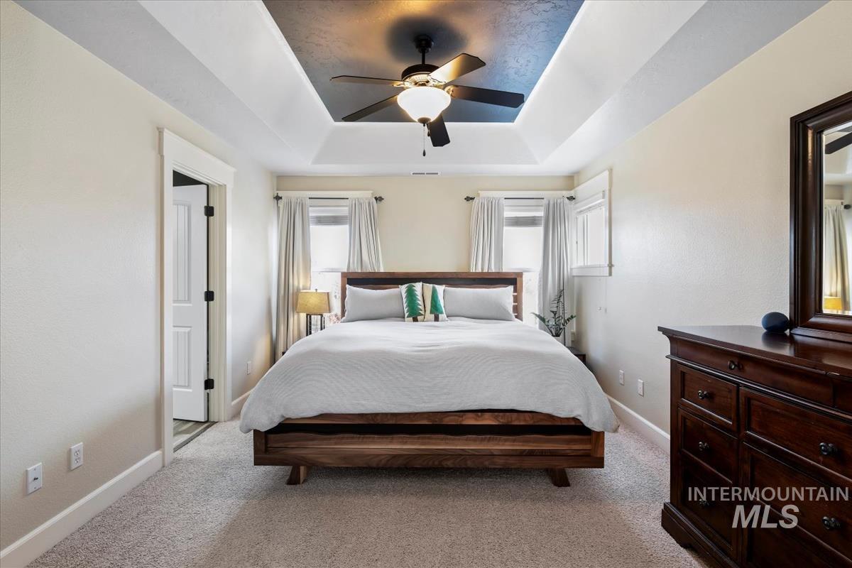 3637 N Park Crossing, Meridian, Idaho 83646, 4 Bedrooms, 2.5 Bathrooms, Residential For Sale, Price $549,900,MLS 98974525