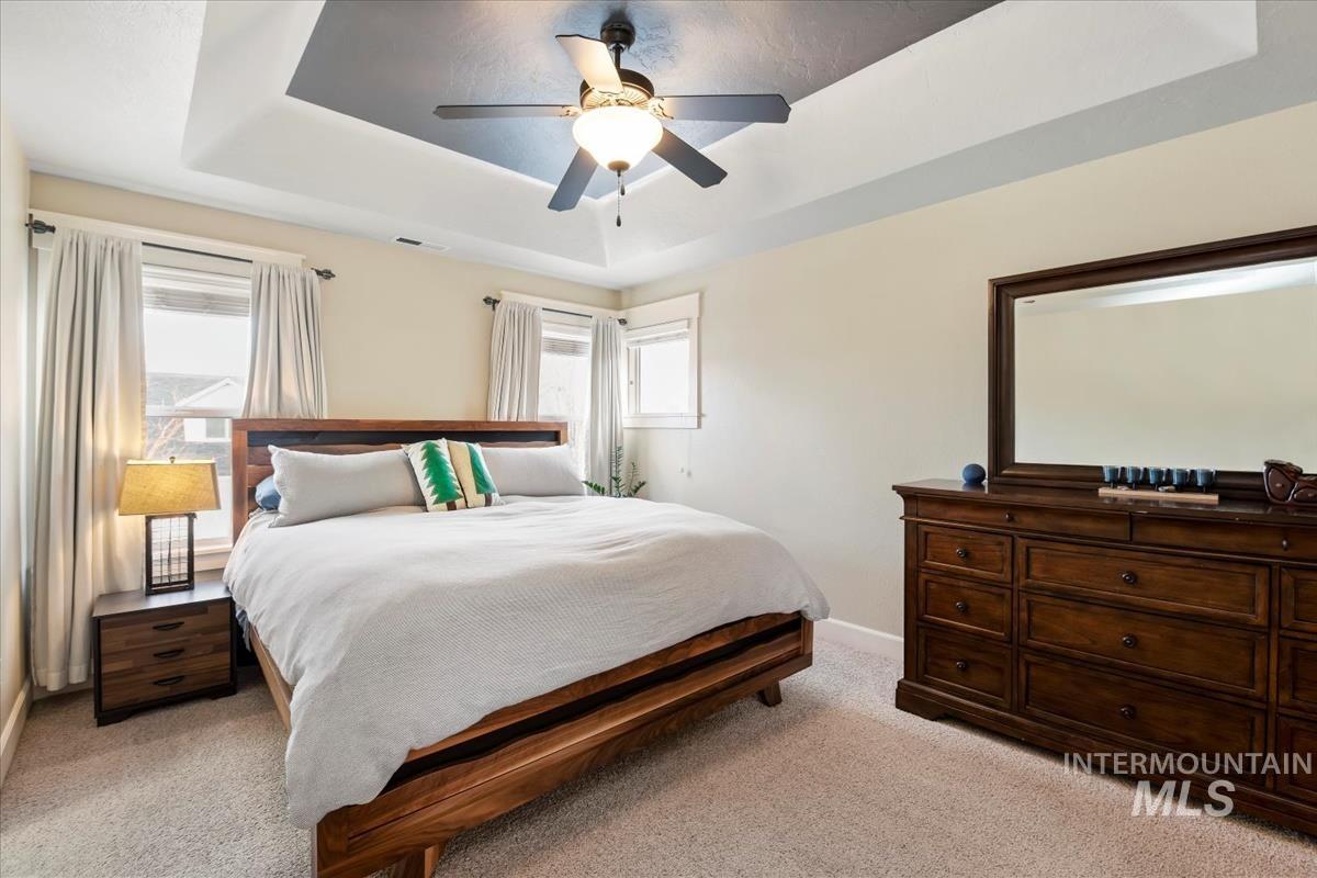 3637 N Park Crossing, Meridian, Idaho 83646, 4 Bedrooms, 2.5 Bathrooms, Residential For Sale, Price $549,900,MLS 98974525