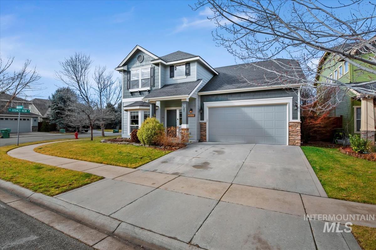 3637 N Park Crossing, Meridian, Idaho 83646, 4 Bedrooms, 2.5 Bathrooms, Residential For Sale, Price $549,900,MLS 98974525