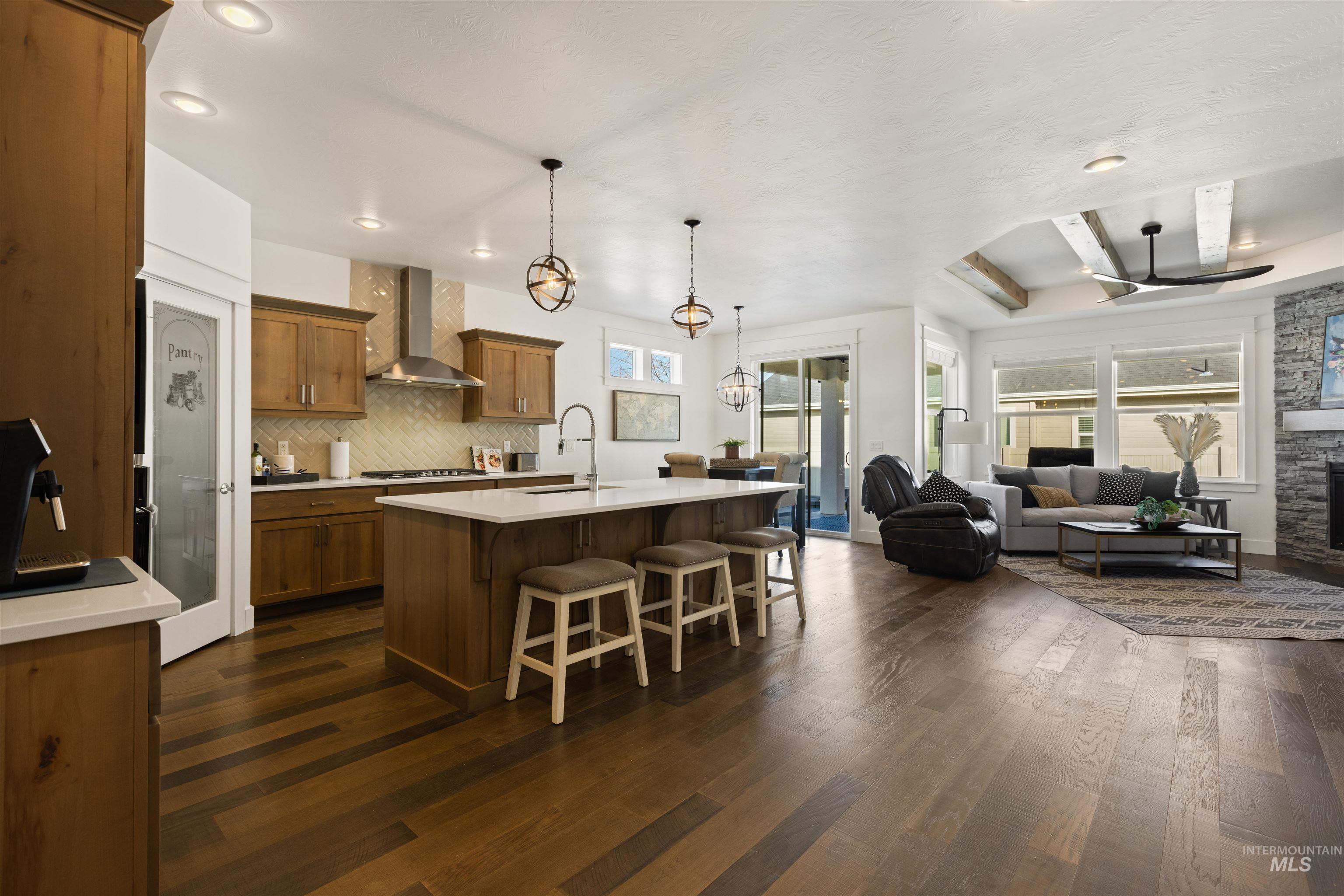 4551 S Lava Springs Loop, Nampa, Idaho 83686, 3 Bedrooms, 2 Bathrooms, Residential For Sale, Price $615,000,MLS 98974526