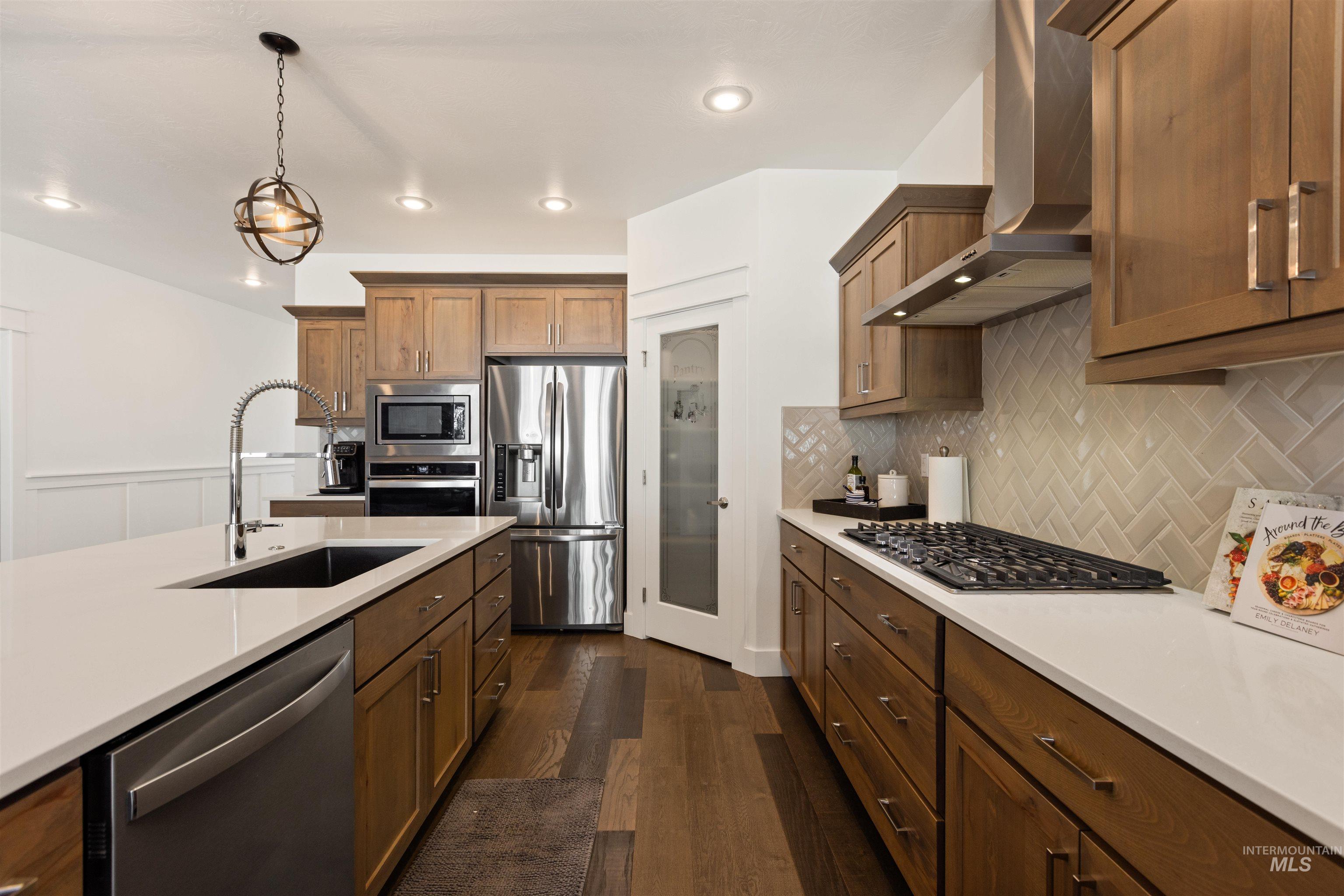 4551 S Lava Springs Loop, Nampa, Idaho 83686, 3 Bedrooms, 2 Bathrooms, Residential For Sale, Price $615,000,MLS 98974526