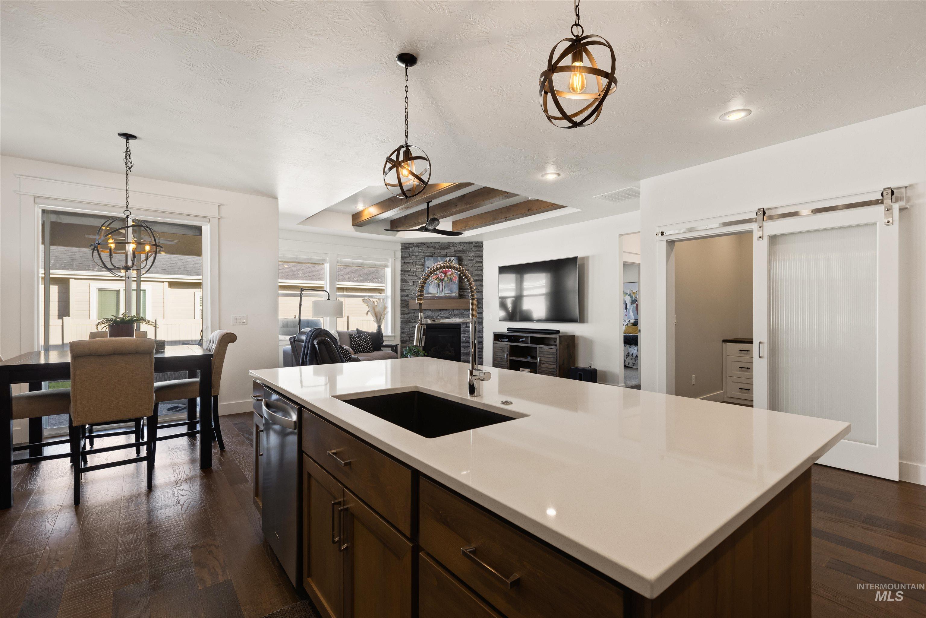 4551 S Lava Springs Loop, Nampa, Idaho 83686, 3 Bedrooms, 2 Bathrooms, Residential For Sale, Price $615,000,MLS 98974526