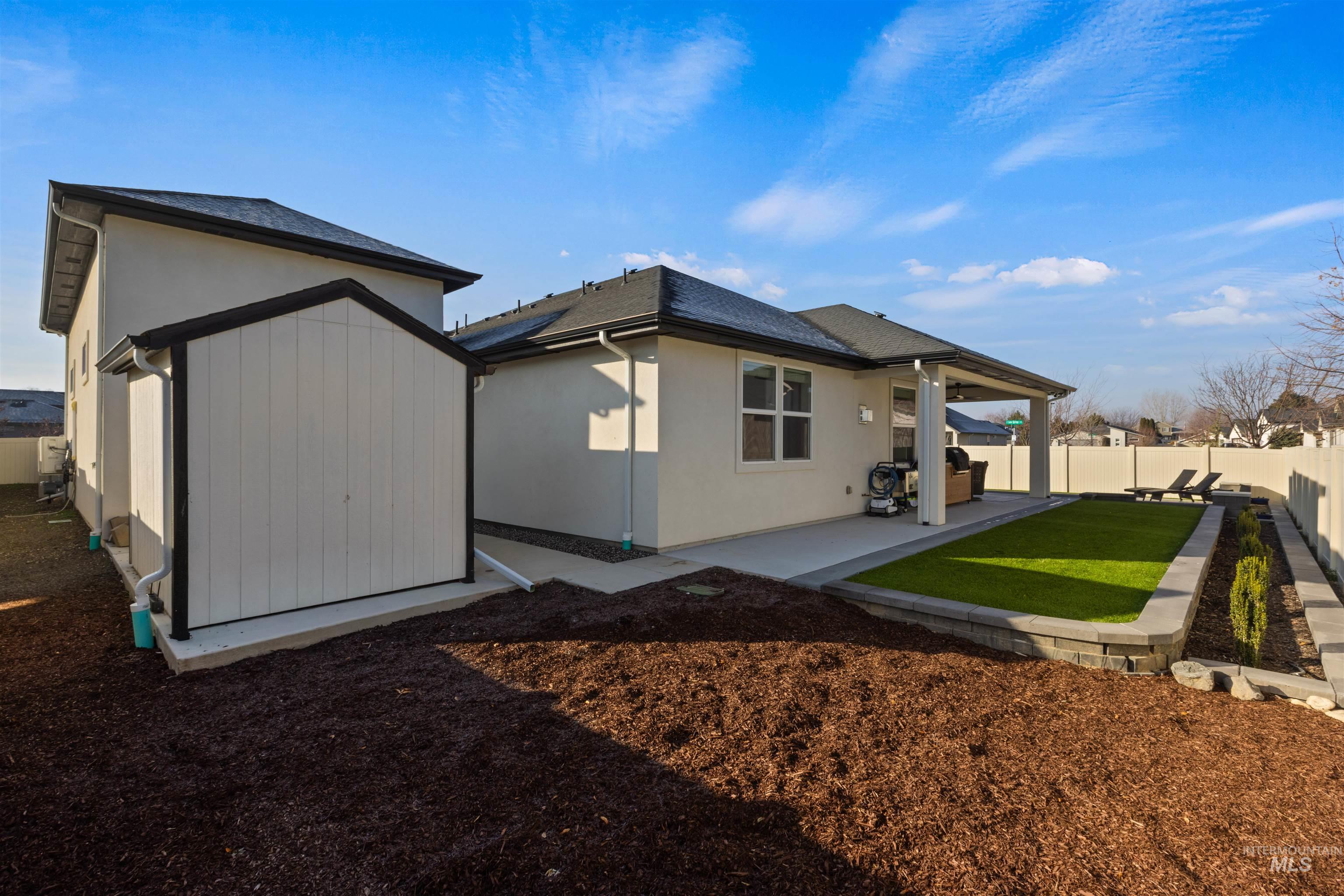 4551 S Lava Springs Loop, Nampa, Idaho 83686, 3 Bedrooms, 2 Bathrooms, Residential For Sale, Price $615,000,MLS 98974526