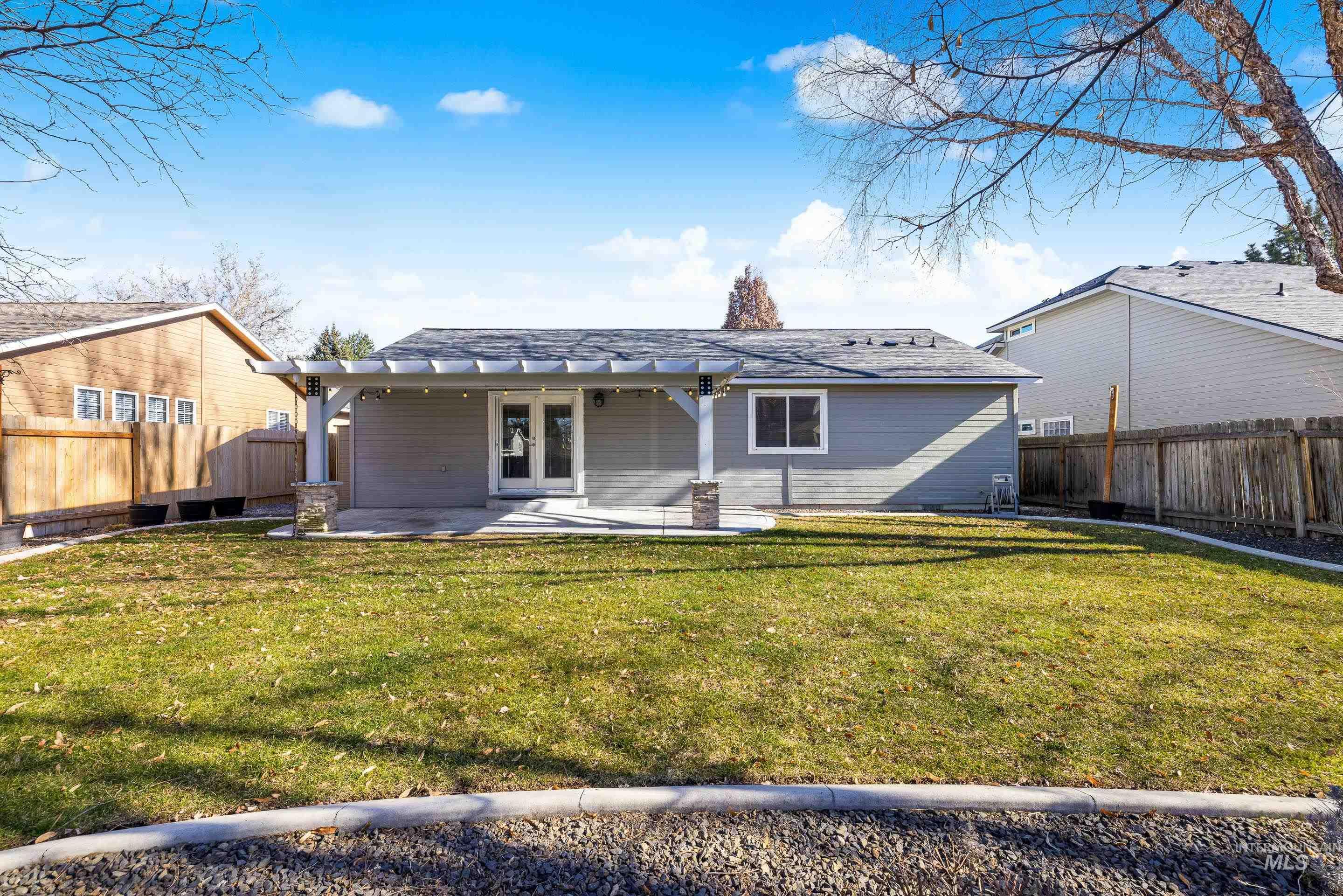 3237 S Holden Ave, Boise, Idaho 83706-5373, 3 Bedrooms, 2 Bathrooms, Residential For Sale, Price $499,900,MLS 98974527