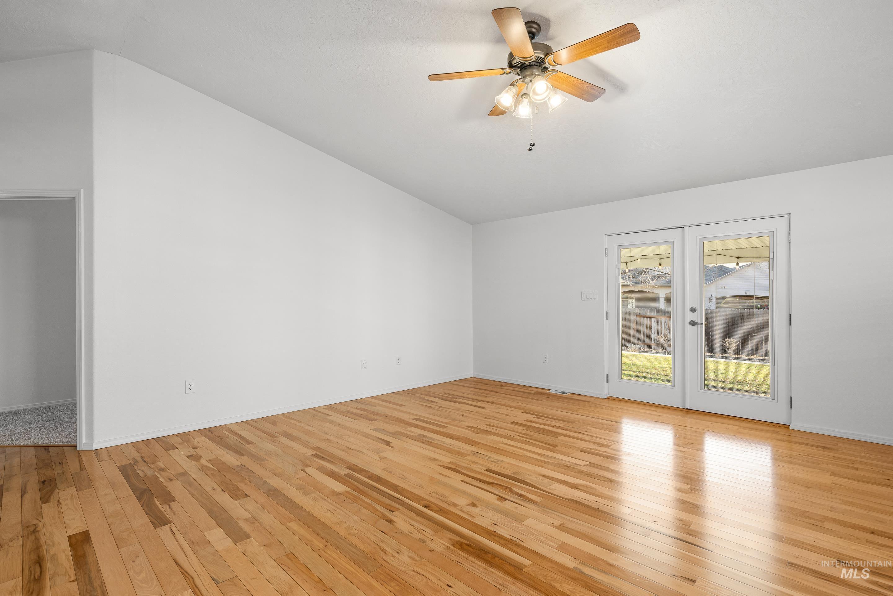 3237 S Holden Ave, Boise, Idaho 83706-5373, 3 Bedrooms, 2 Bathrooms, Residential For Sale, Price $499,900,MLS 98974527