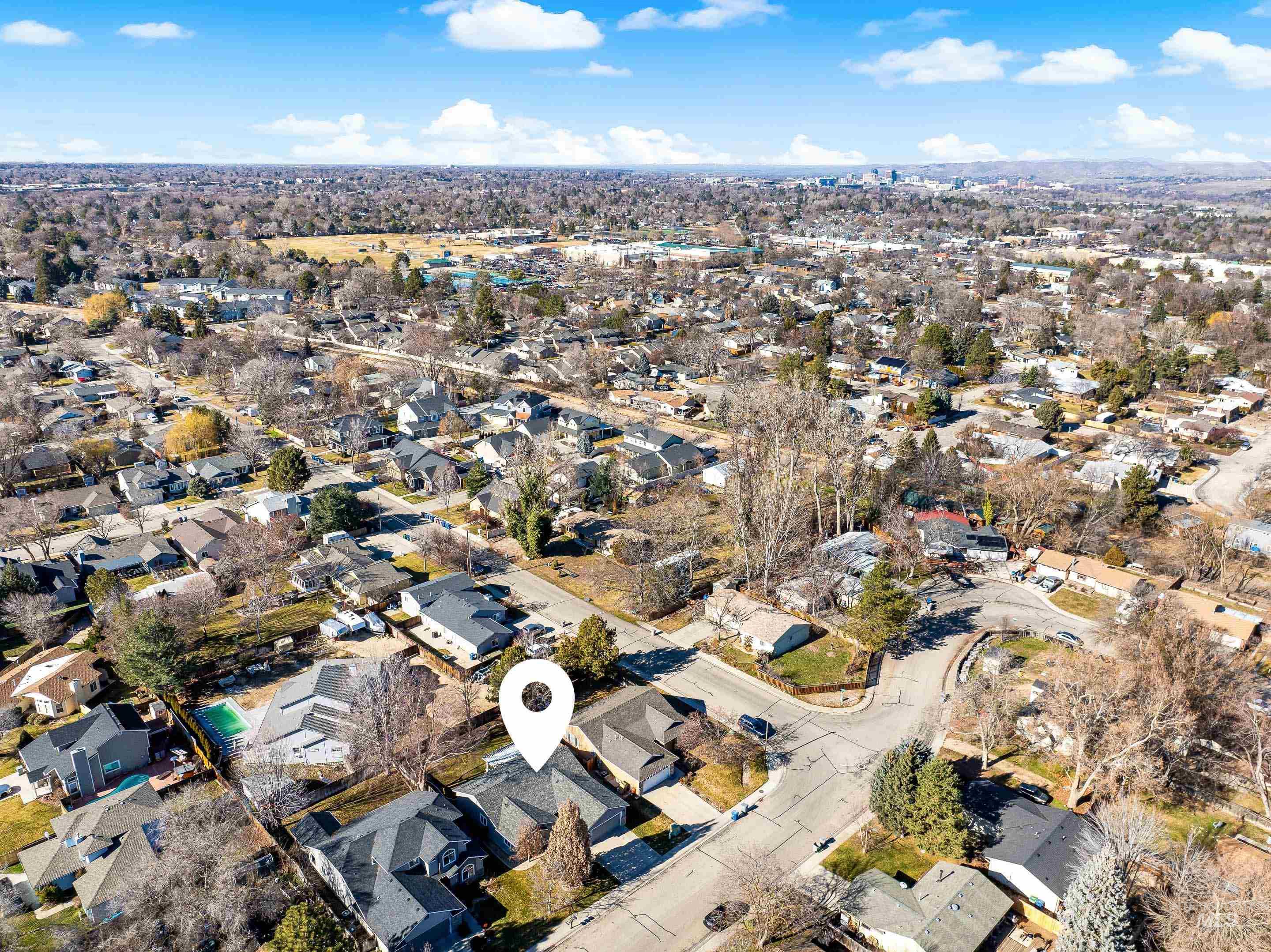 3237 S Holden Ave, Boise, Idaho 83706-5373, 3 Bedrooms, 2 Bathrooms, Residential For Sale, Price $499,900,MLS 98974527