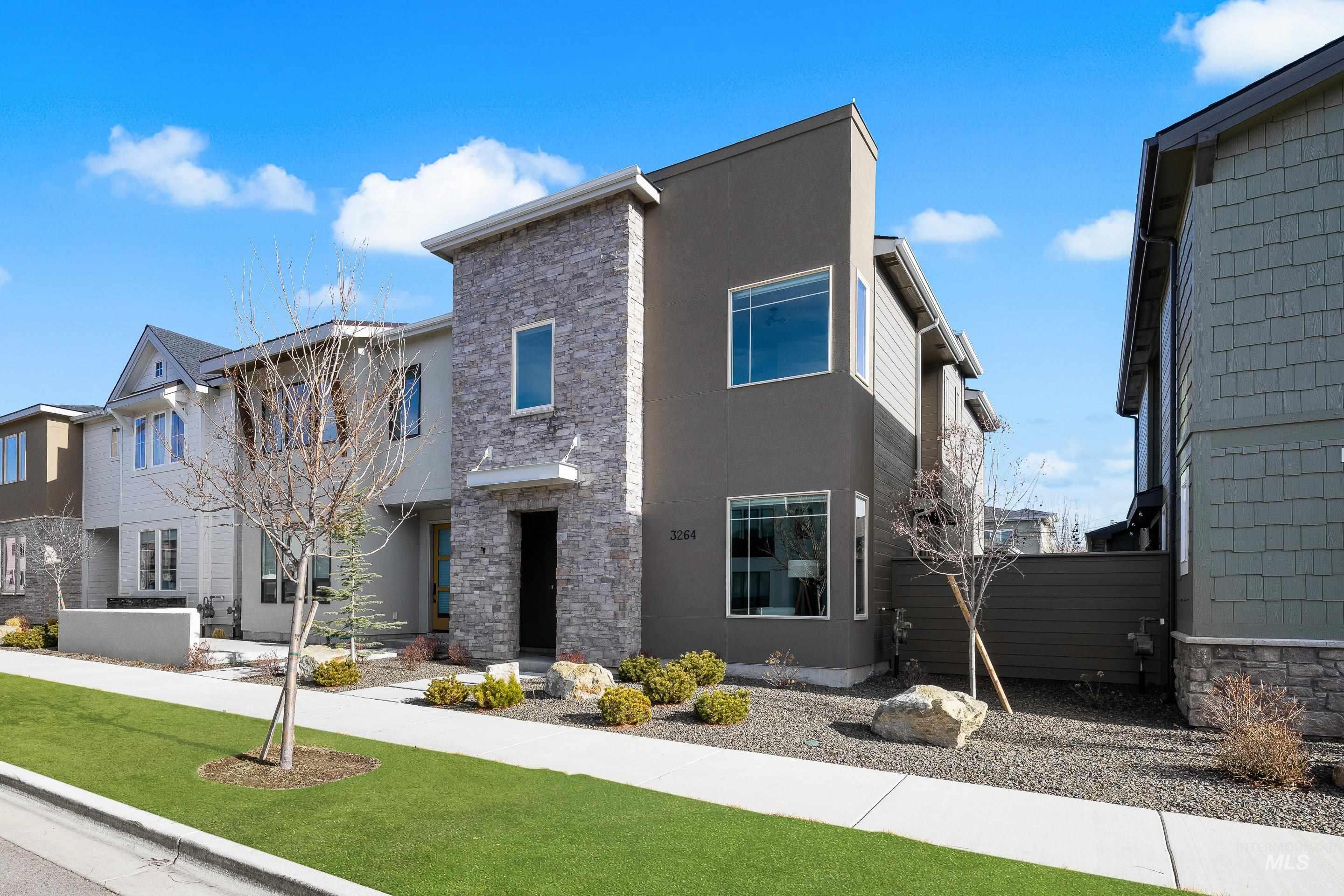 3264 S Millbrook Way, Boise, Idaho 83716, 3 Bedrooms, 2.5 Bathrooms, Residential For Sale, Price $674,999,MLS 98974528