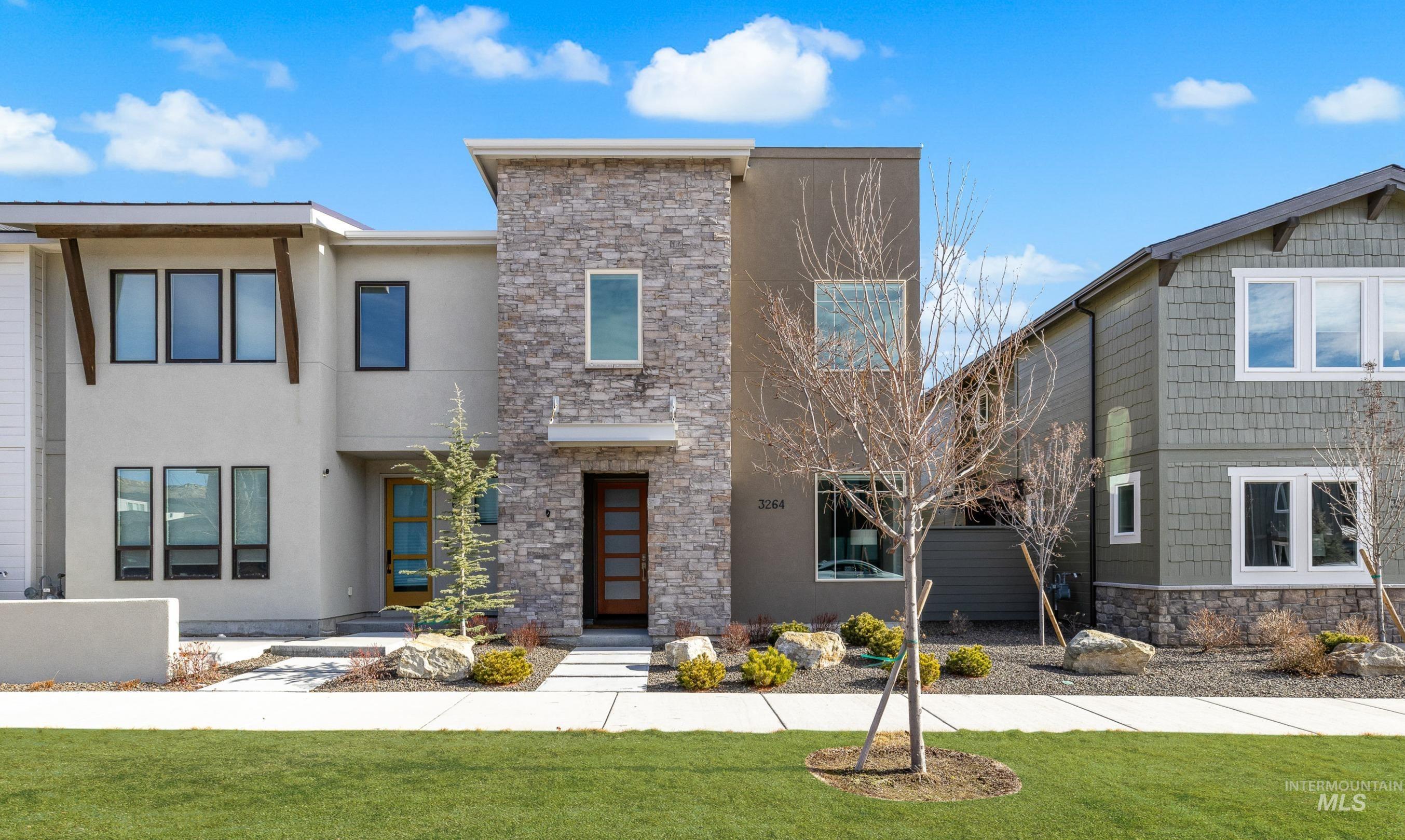 3264 S Millbrook Way, Boise, Idaho 83716, 3 Bedrooms, 2.5 Bathrooms, Residential For Sale, Price $674,999,MLS 98974528