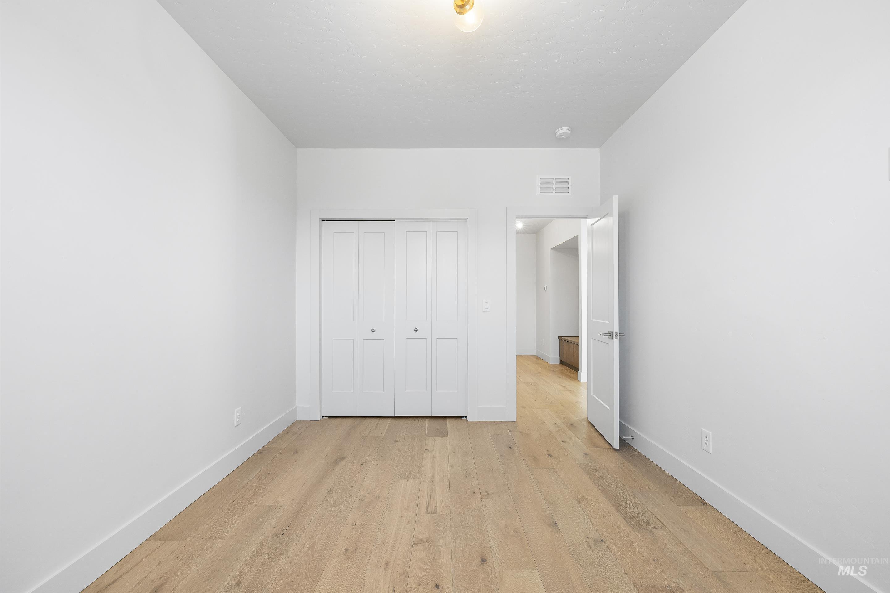 3264 S Millbrook Way, Boise, Idaho 83716, 3 Bedrooms, 2.5 Bathrooms, Residential For Sale, Price $674,999,MLS 98974528