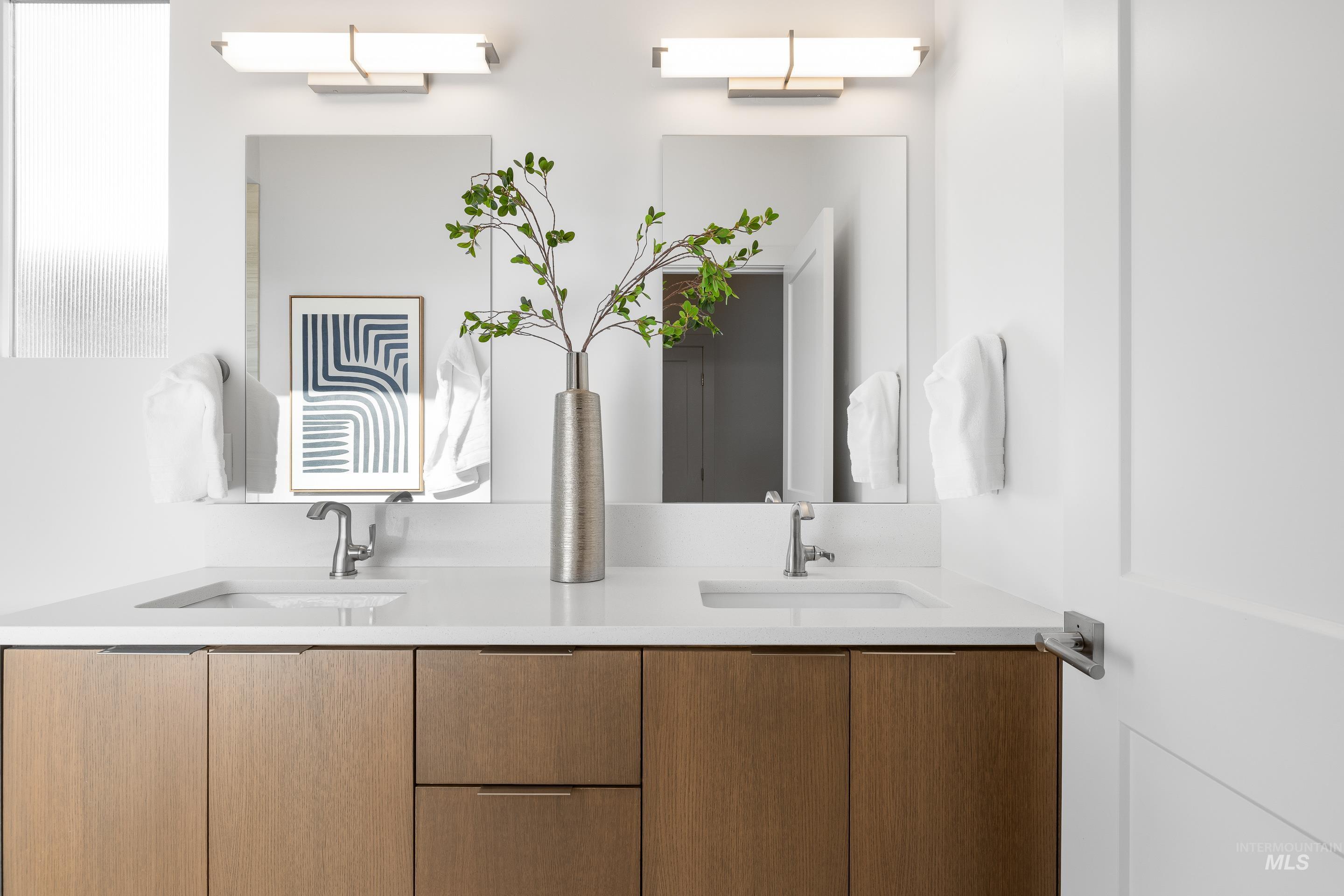 3264 S Millbrook Way, Boise, Idaho 83716, 3 Bedrooms, 2.5 Bathrooms, Residential For Sale, Price $674,999,MLS 98974528