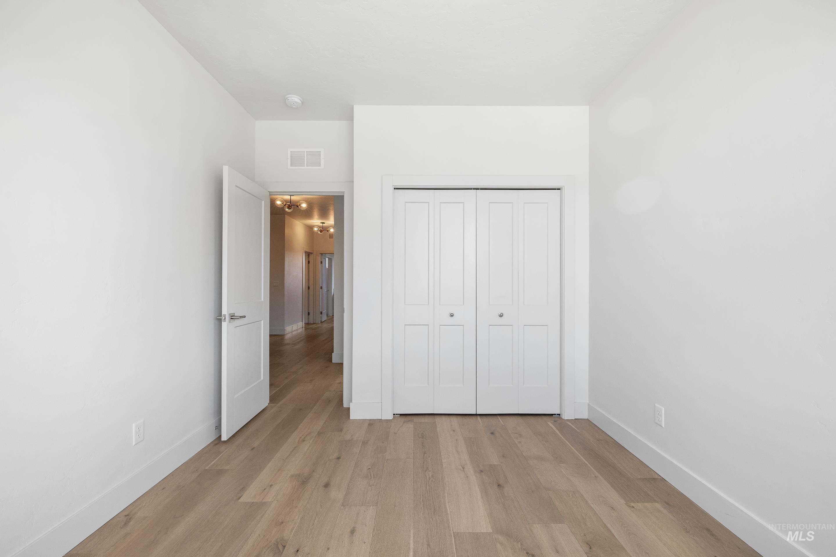 3264 S Millbrook Way, Boise, Idaho 83716, 3 Bedrooms, 2.5 Bathrooms, Residential For Sale, Price $674,999,MLS 98974528