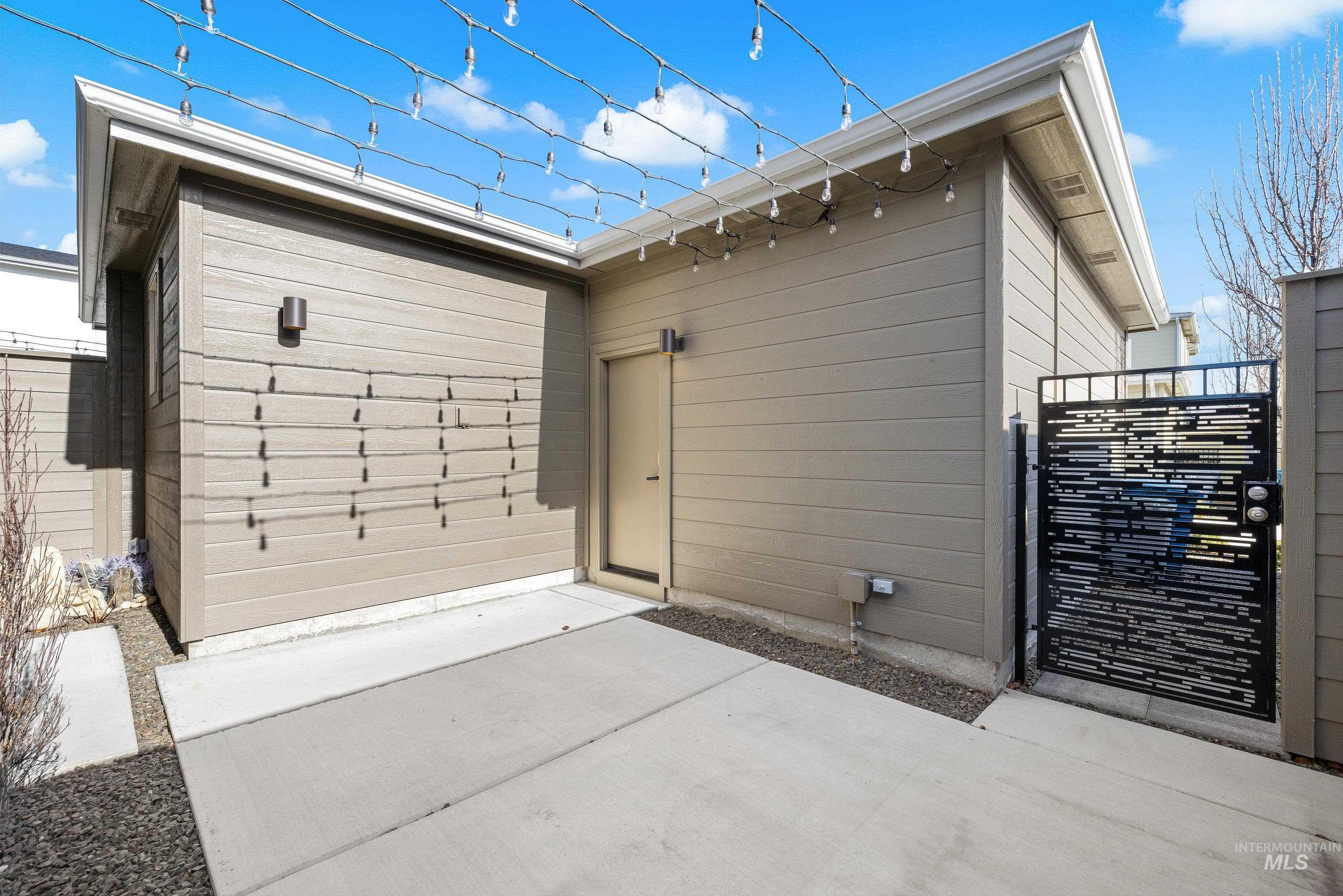 3264 S Millbrook Way, Boise, Idaho 83716, 3 Bedrooms, 2.5 Bathrooms, Residential For Sale, Price $674,999,MLS 98974528