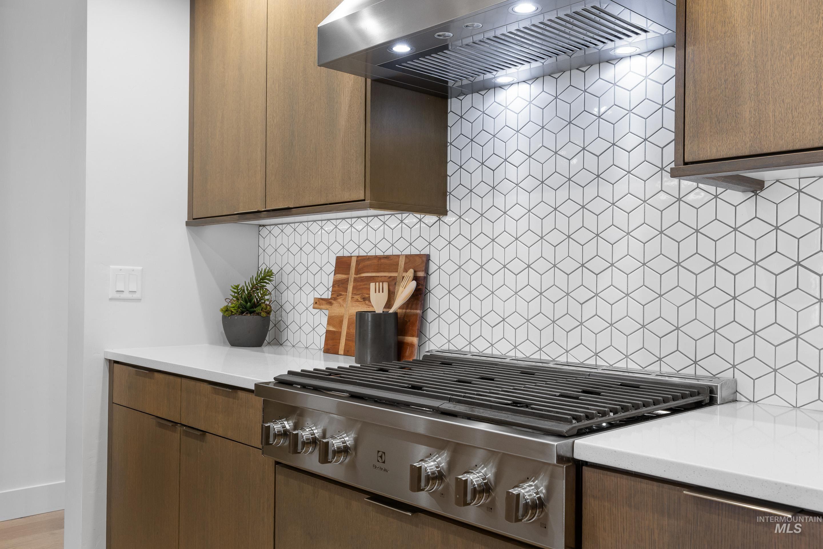 3264 S Millbrook Way, Boise, Idaho 83716, 3 Bedrooms, 2.5 Bathrooms, Residential For Sale, Price $674,999,MLS 98974528