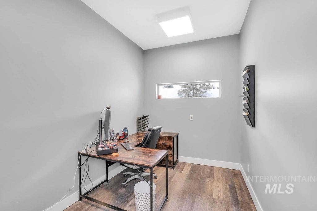 105 E Jacob St, McCall, Idaho 83638, Business/Commercial For Sale, Price $999,900,MLS 98974530