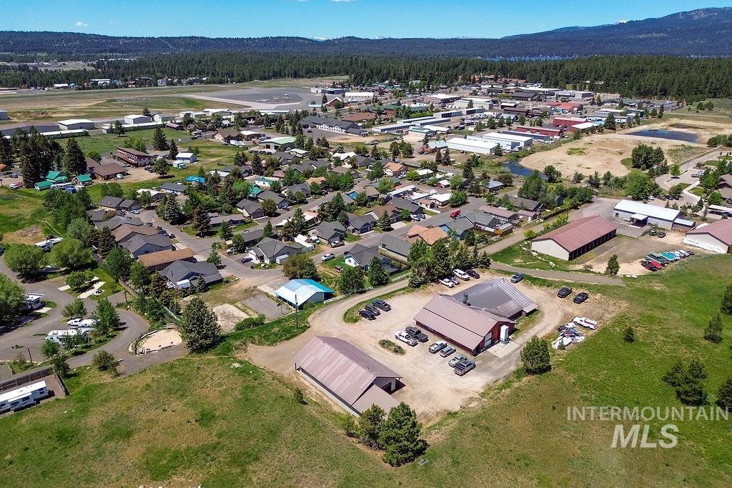 105 E Jacob St, McCall, Idaho 83638, Business/Commercial For Sale, Price $999,900,MLS 98974530