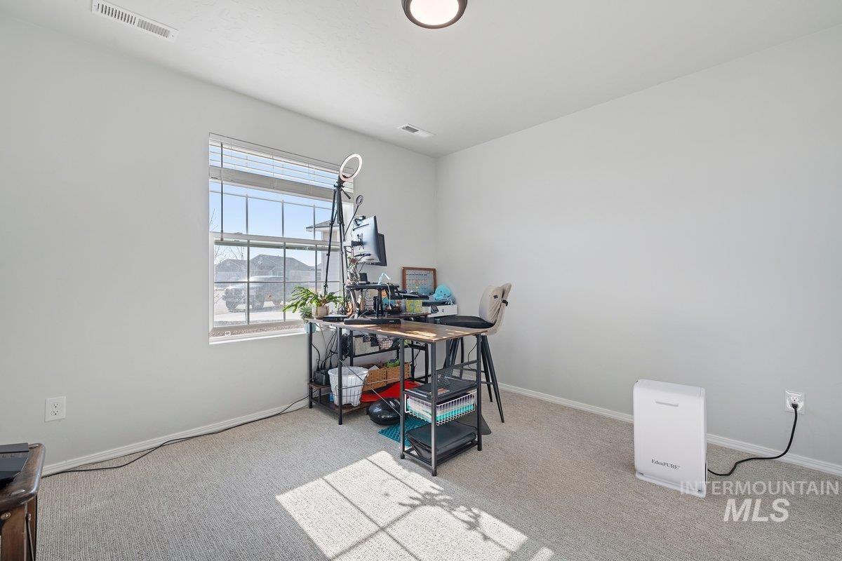 4301 Lamar St, Caldwell, Idaho 83605, 3 Bedrooms, 2 Bathrooms, Residential For Sale, Price $395,000,MLS 98974534