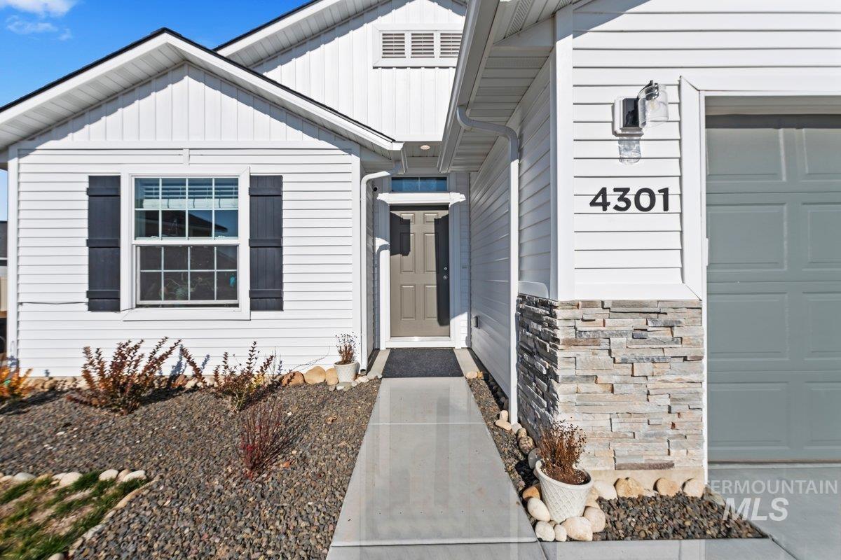 4301 Lamar St, Caldwell, Idaho 83605, 3 Bedrooms, 2 Bathrooms, Residential For Sale, Price $395,000,MLS 98974534
