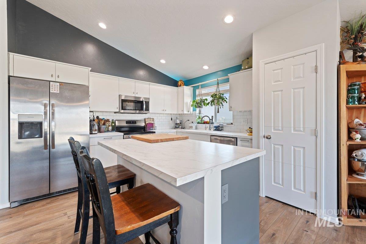 4301 Lamar St, Caldwell, Idaho 83605, 3 Bedrooms, 2 Bathrooms, Residential For Sale, Price $395,000,MLS 98974534