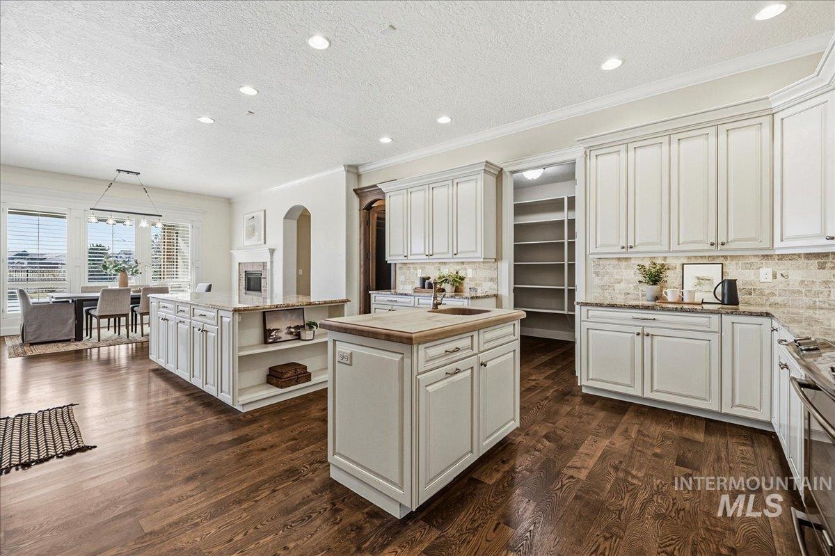 6519 S Raap Ranch Ln, Meridian, Idaho 83642, 5 Bedrooms, 5 Bathrooms, Residential For Sale, Price $2,100,000,MLS 98974535